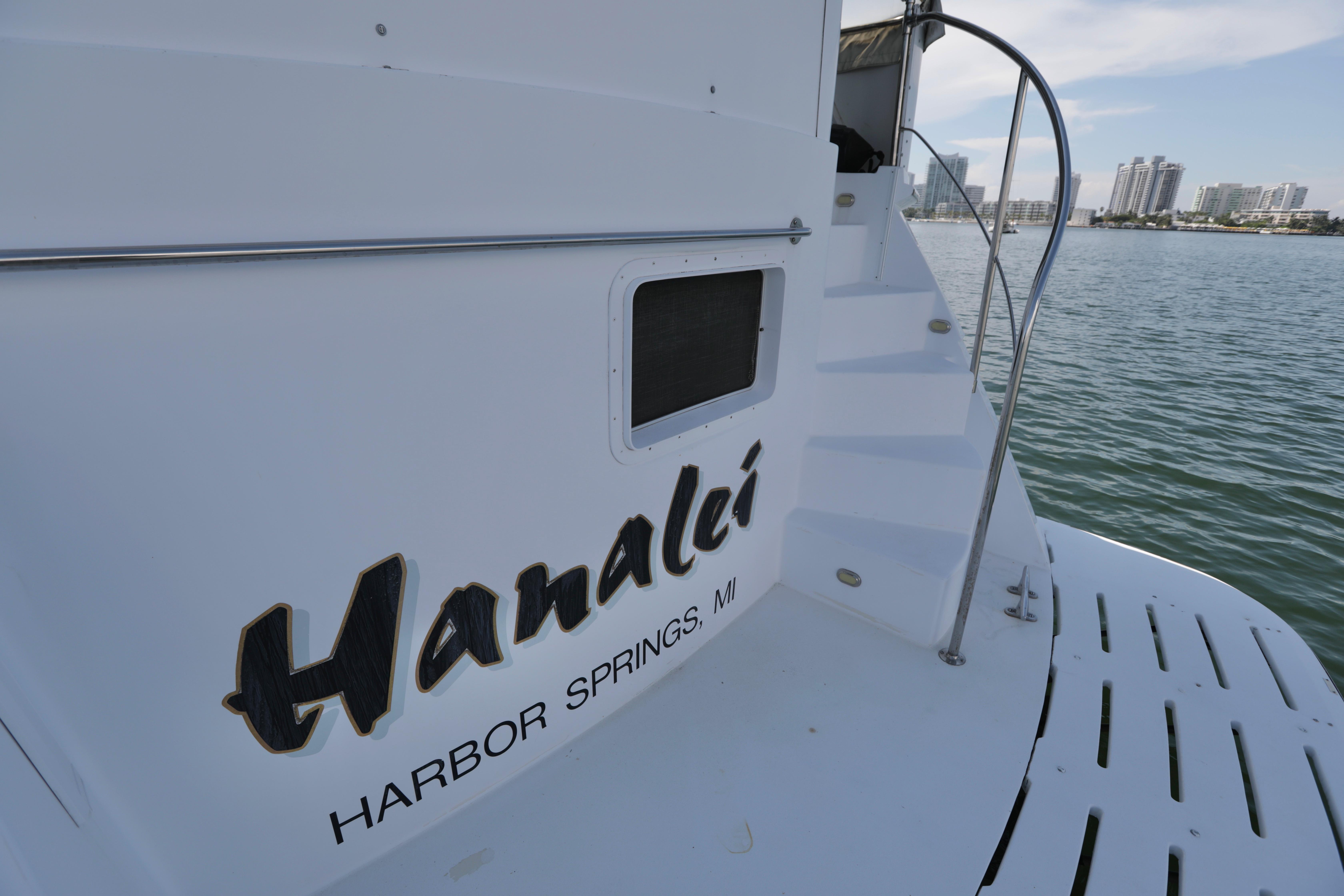 Hanalei Yacht for Sale 52 Hatteras Yachts Miami Beach, FL Denison