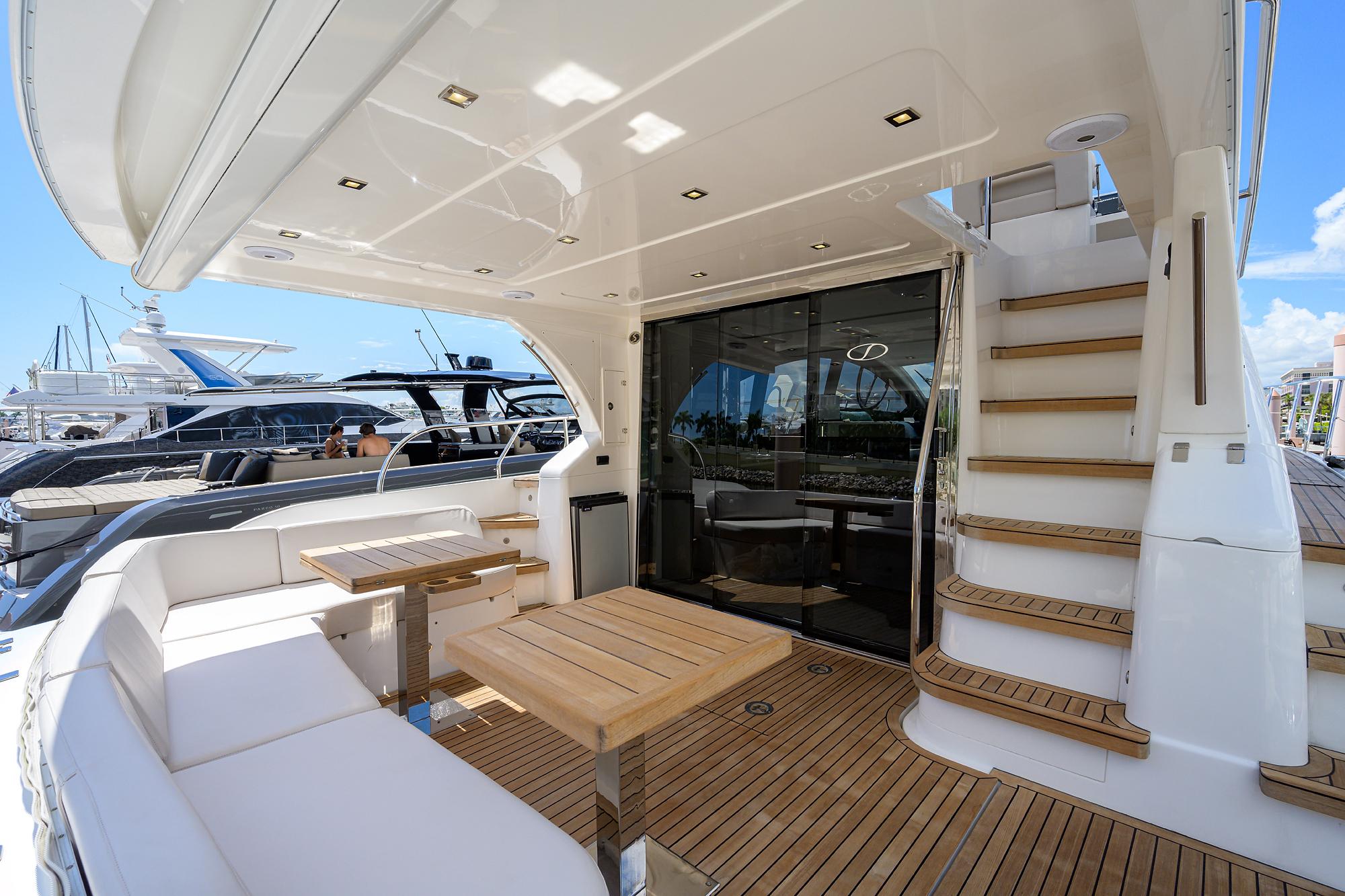 Schaefer 58 Escape - Exterior Aft Deck