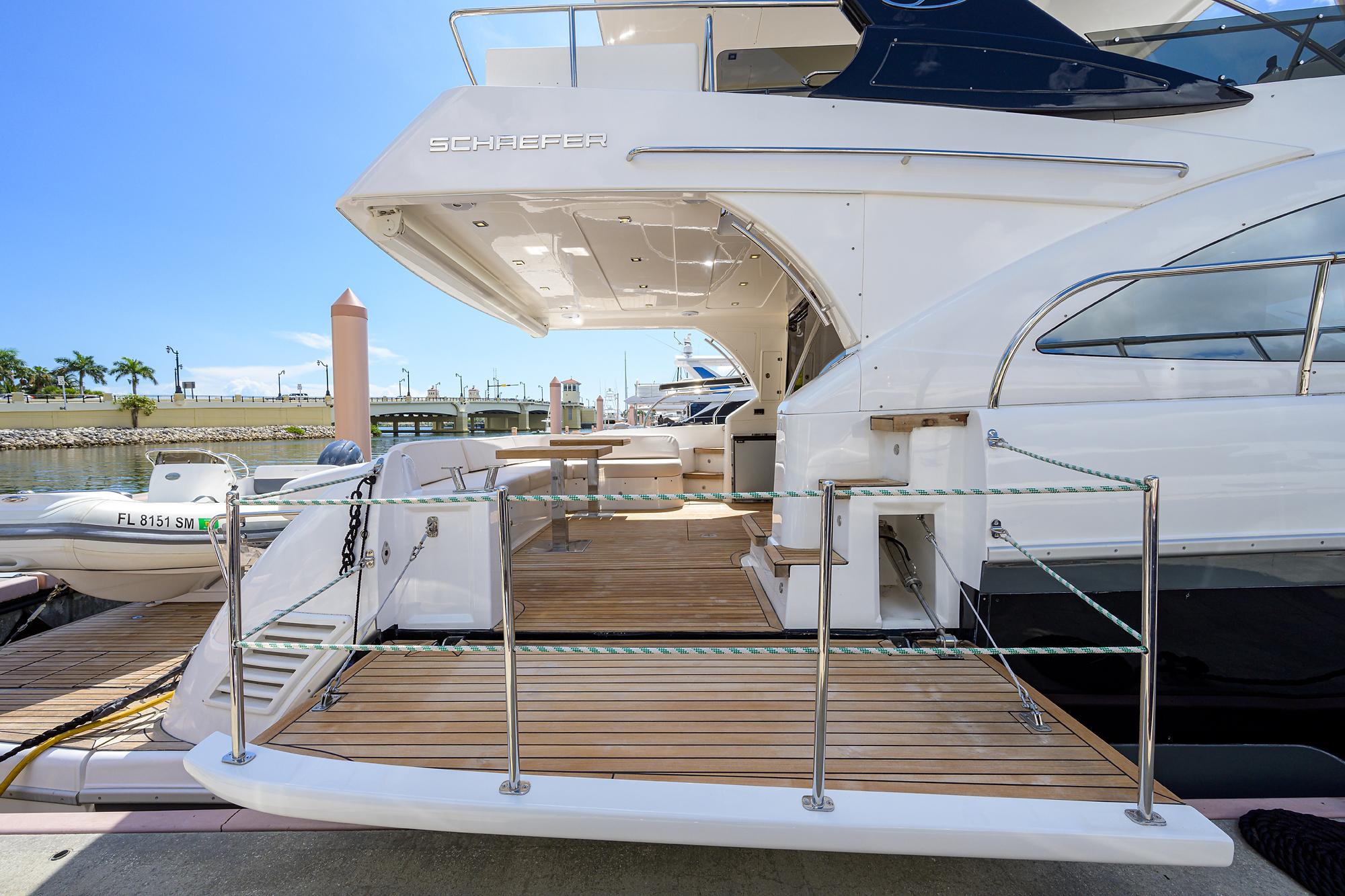 Schaefer 58 Escape - Exterior Aft Deck