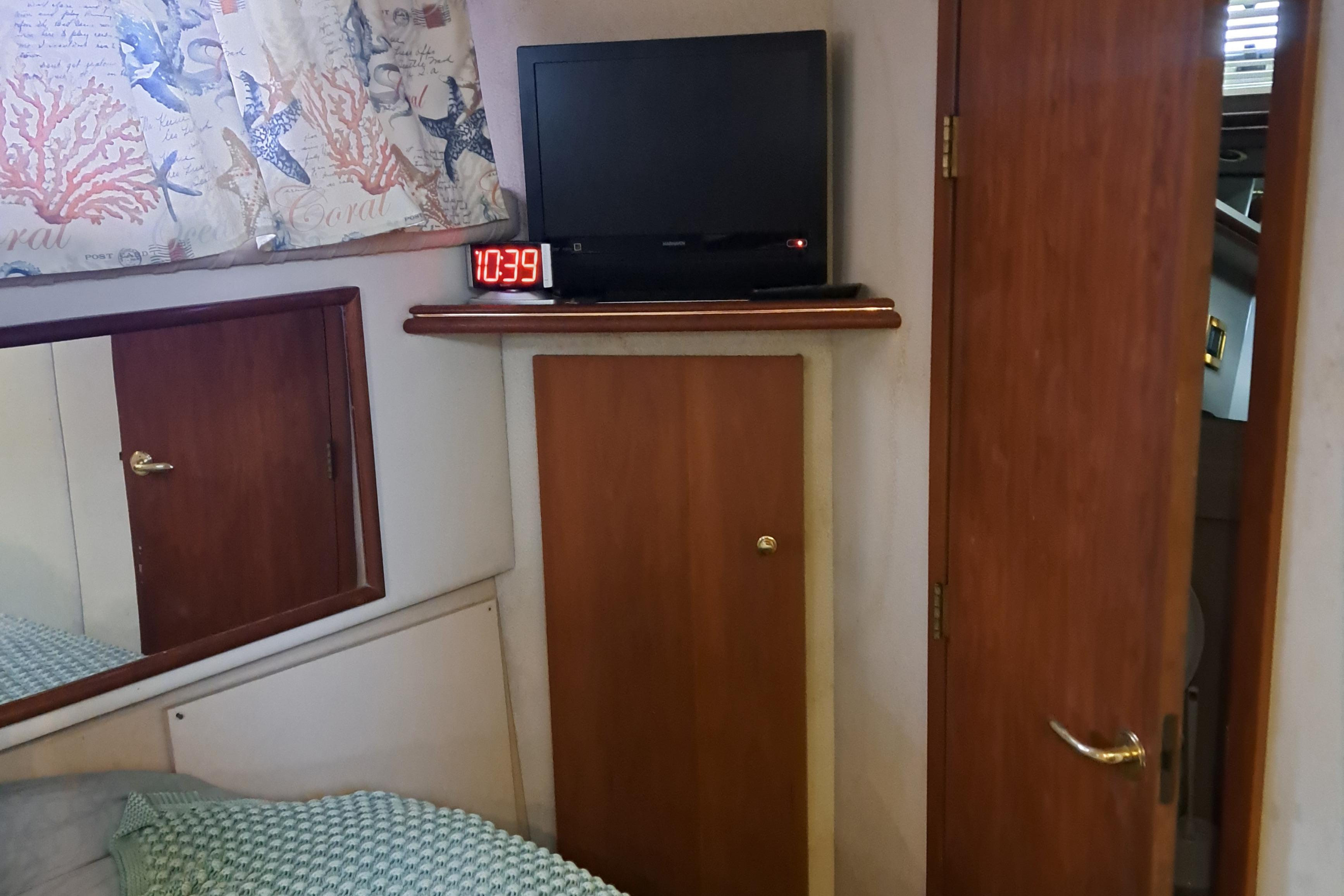 1999-cruisers-inc-aft-cabin-power-9737219-20250329111536272-1_XLARGE