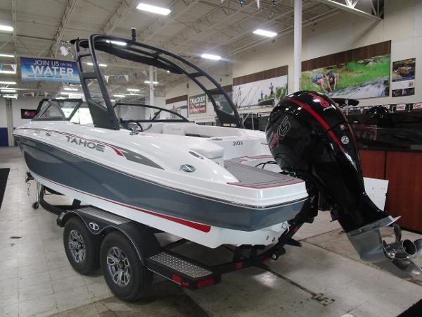 2021 Tahoe boat for sale, model of the boat is 210 S & Image # 4 of 30