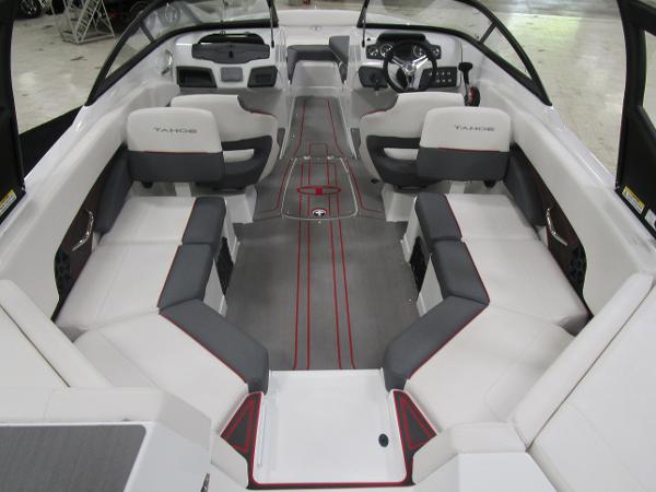 2021 Tahoe boat for sale, model of the boat is 210 S & Image # 9 of 30