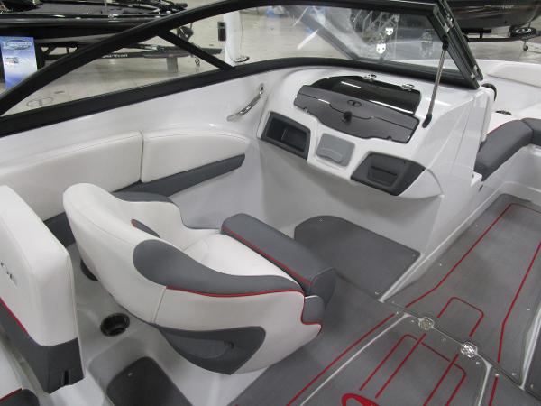 2021 Tahoe boat for sale, model of the boat is 210 S & Image # 18 of 30