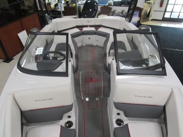 2021 Tahoe boat for sale, model of the boat is 210 S & Image # 25 of 30