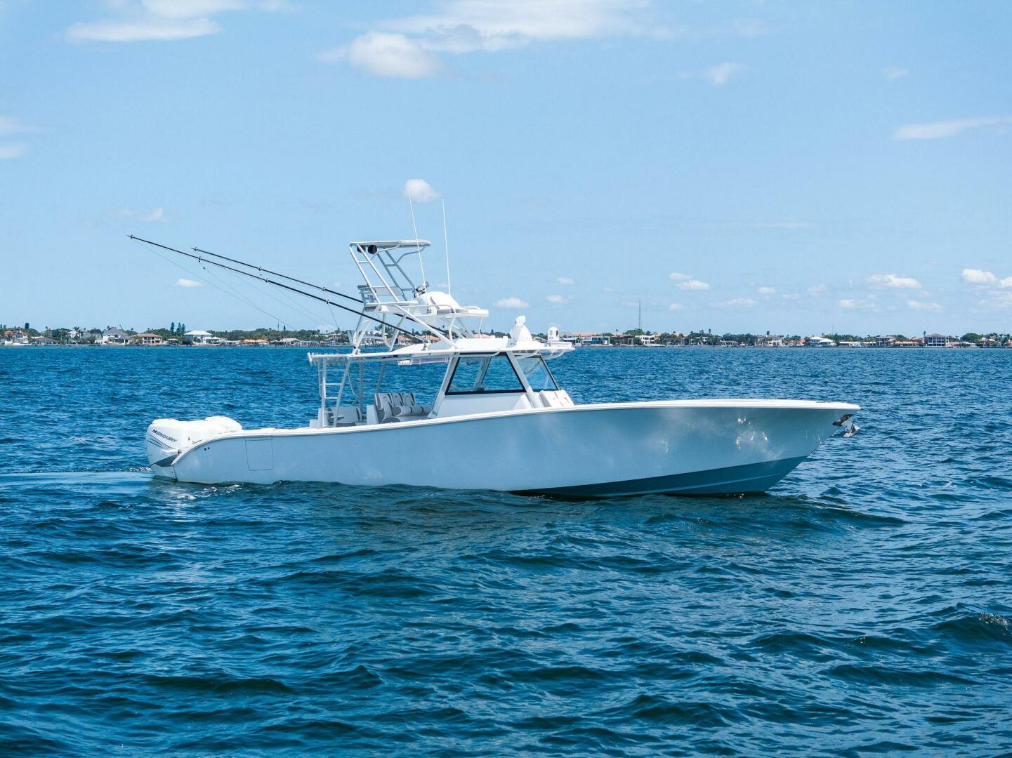 2021-yellowfin-42-center-console-power-9837203-20250612134423777-1_XLARGE