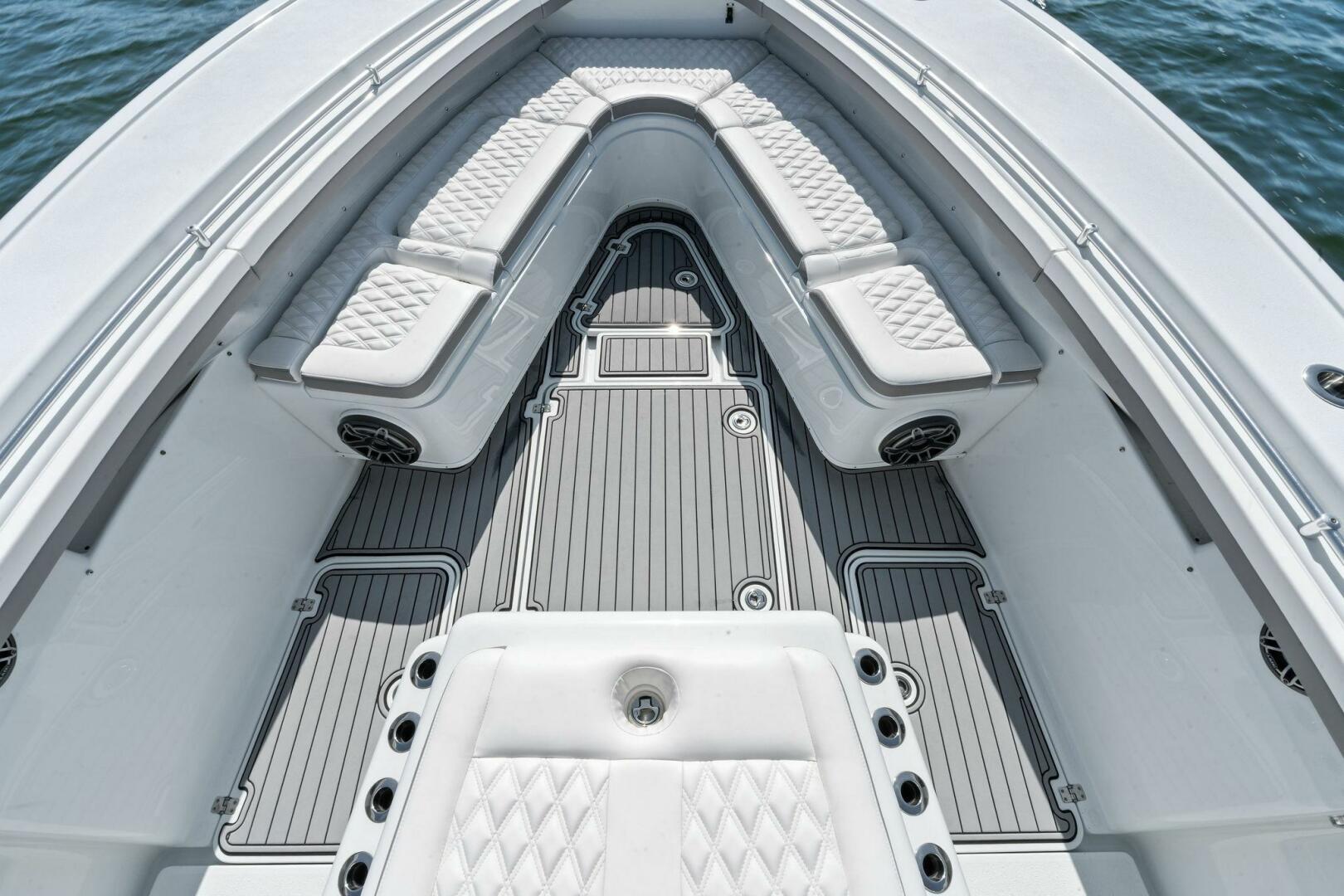 2021-yellowfin-42-center-console-power-9837203-20250612134428607-1_XLARGE