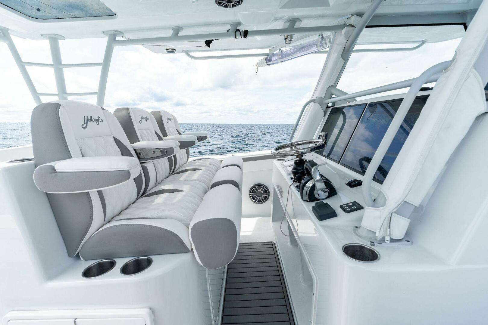 2021-yellowfin-42-center-console-power-9837203-20250612134441618-1_XLARGE