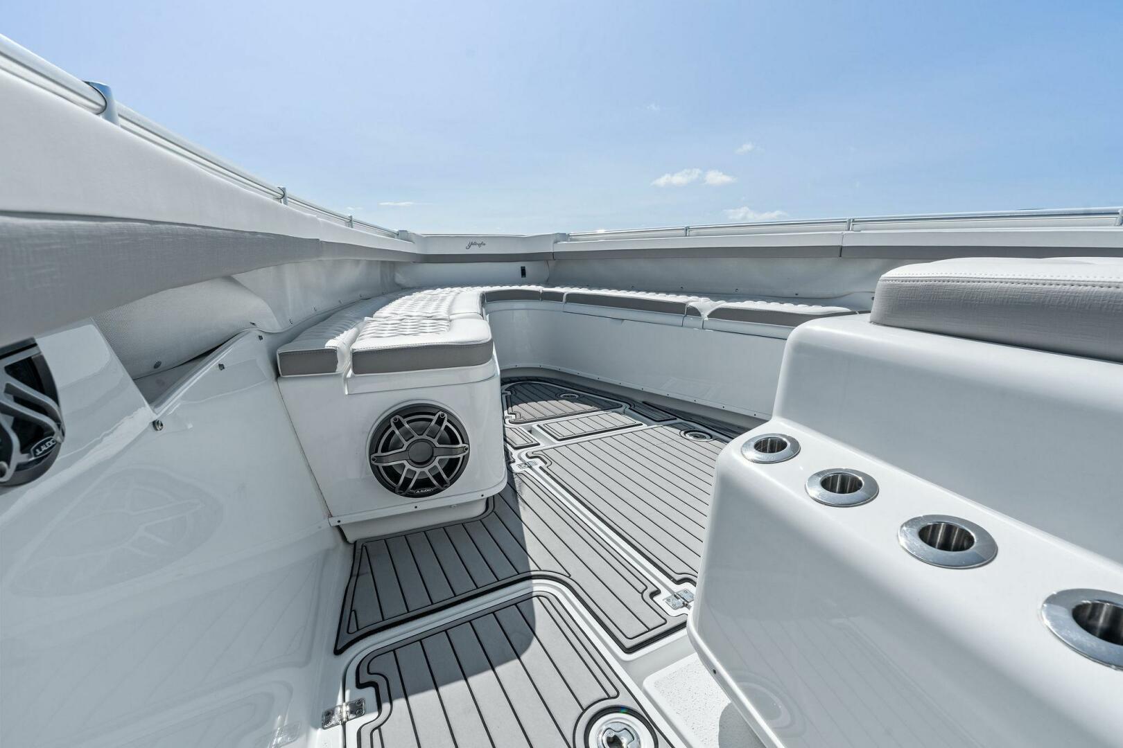 2021-yellowfin-42-center-console-power-9837203-20250612134443624-1_XLARGE