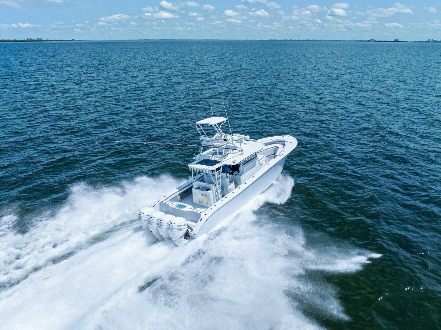 2021-yellowfin-42-center-console-power-9837203-20250612134517814-1_XLARGE