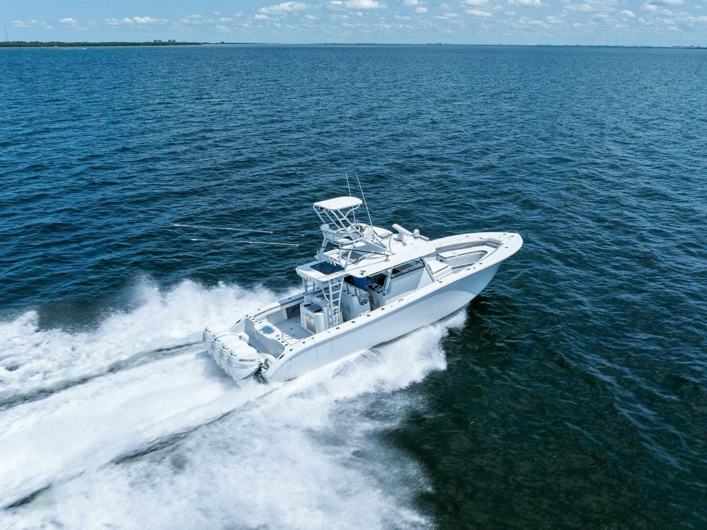 2021-yellowfin-42-center-console-power-9837203-20250612134518783-1_XLARGE