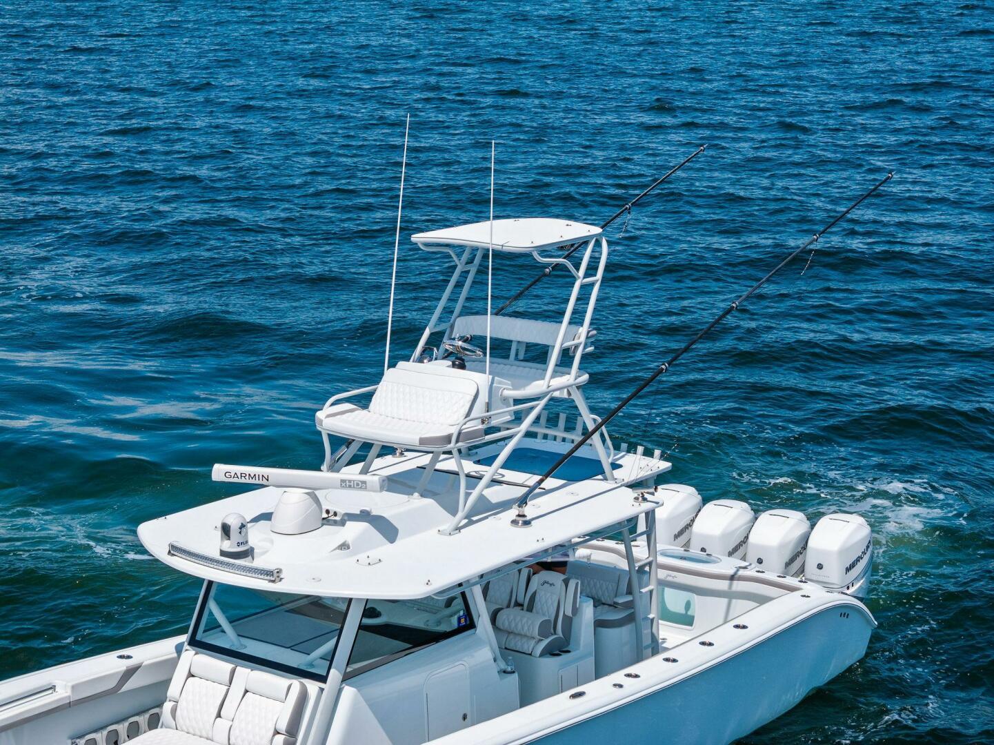 2021-yellowfin-42-center-console-power-9837203-20250612134530908-1_XLARGE