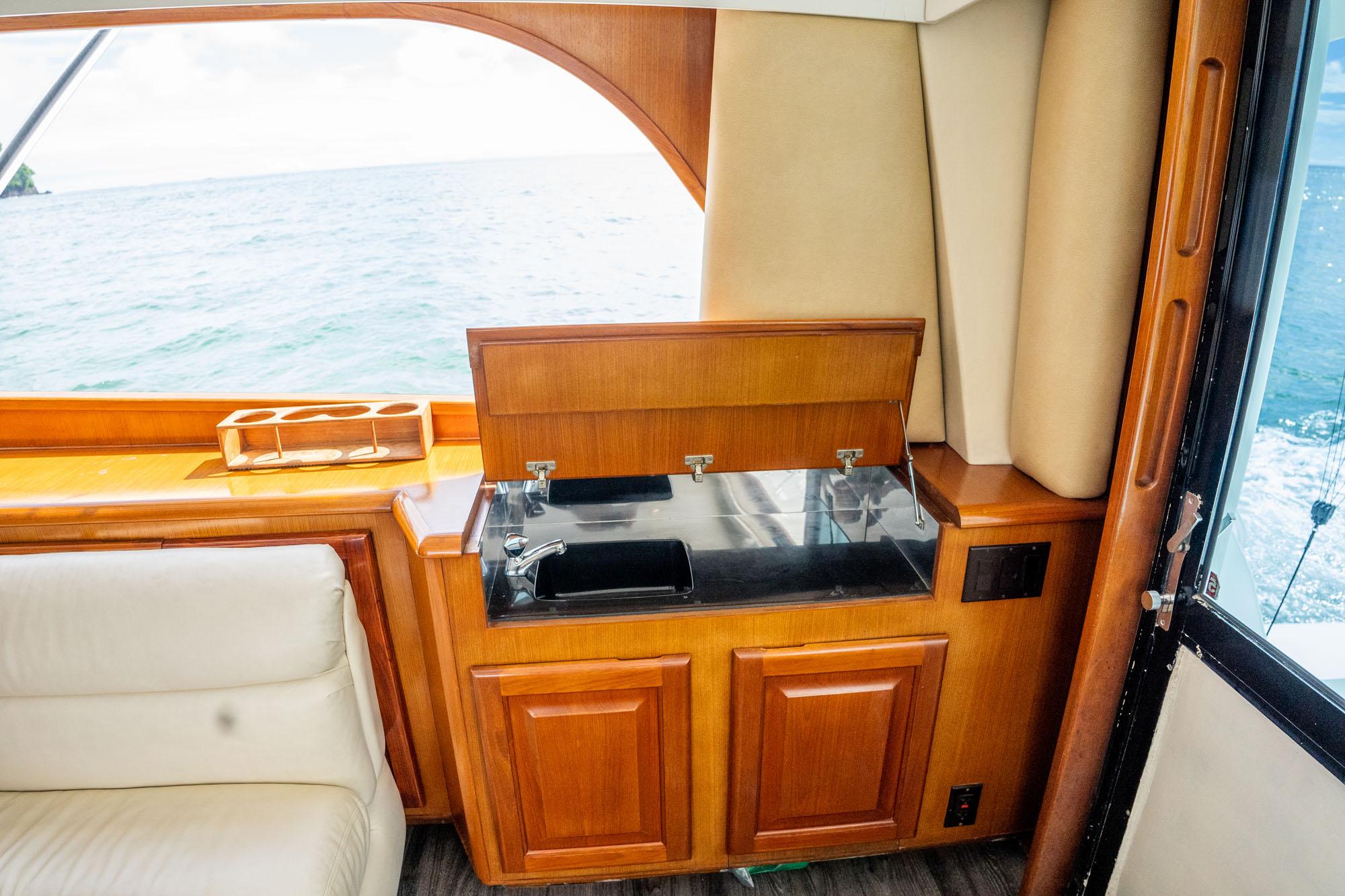 Pez Loco Yacht for Sale 58 Viking Yachts Quepos, Costa Rica Denison