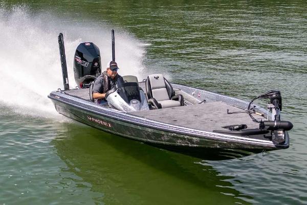 2022 Phoenix boat for sale, model of the boat is 721 ProXP & Image # 2 of 33