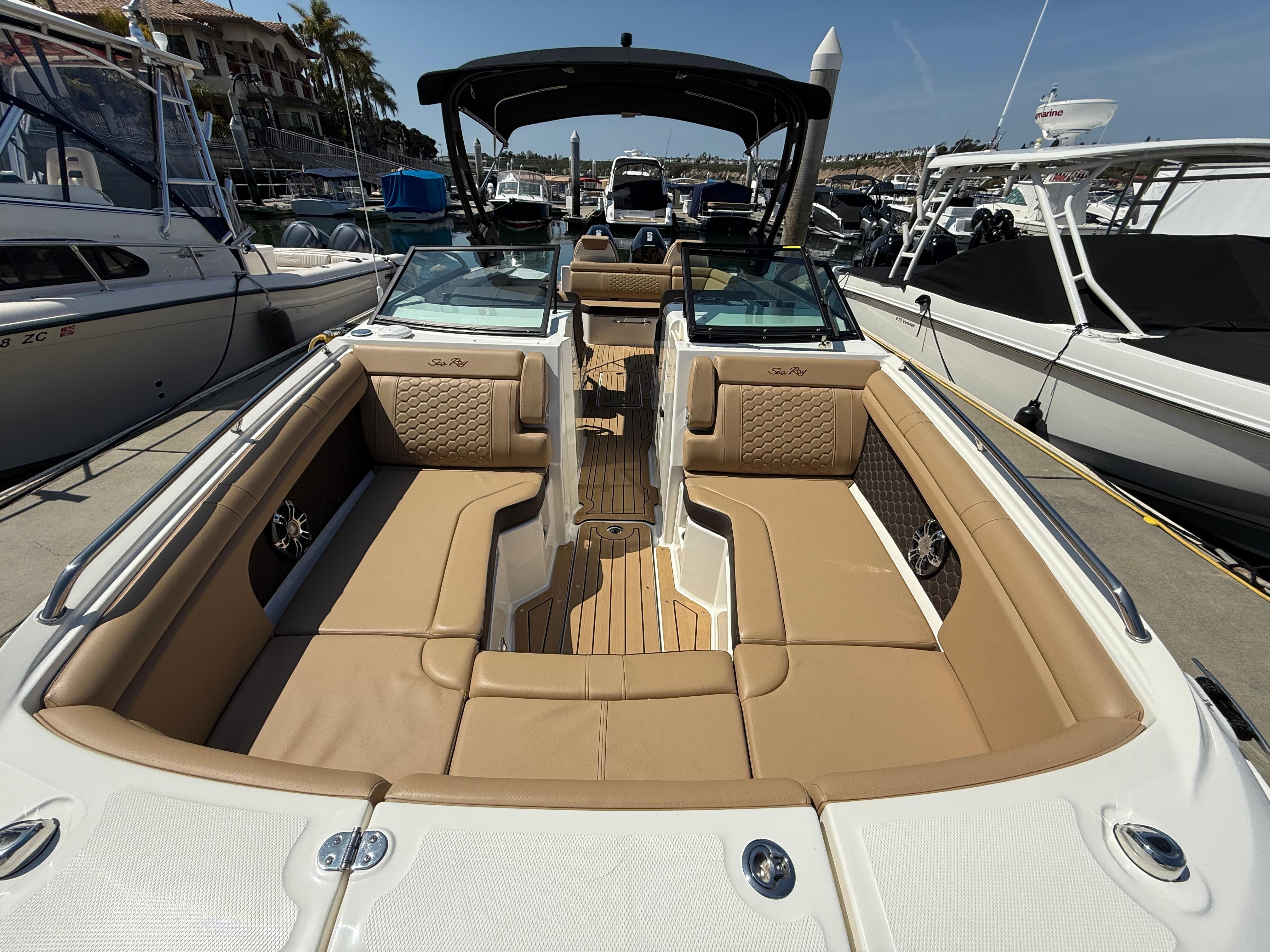 2022 Sea Ray 290 SDX OB #TBRL2120D inventory image at Sun Country Marine Group, Newport Beach 2022 Sea Ray 290 SDX OB #TBRL2120D inventory image at Sun Country Marine Group, Newport Beach