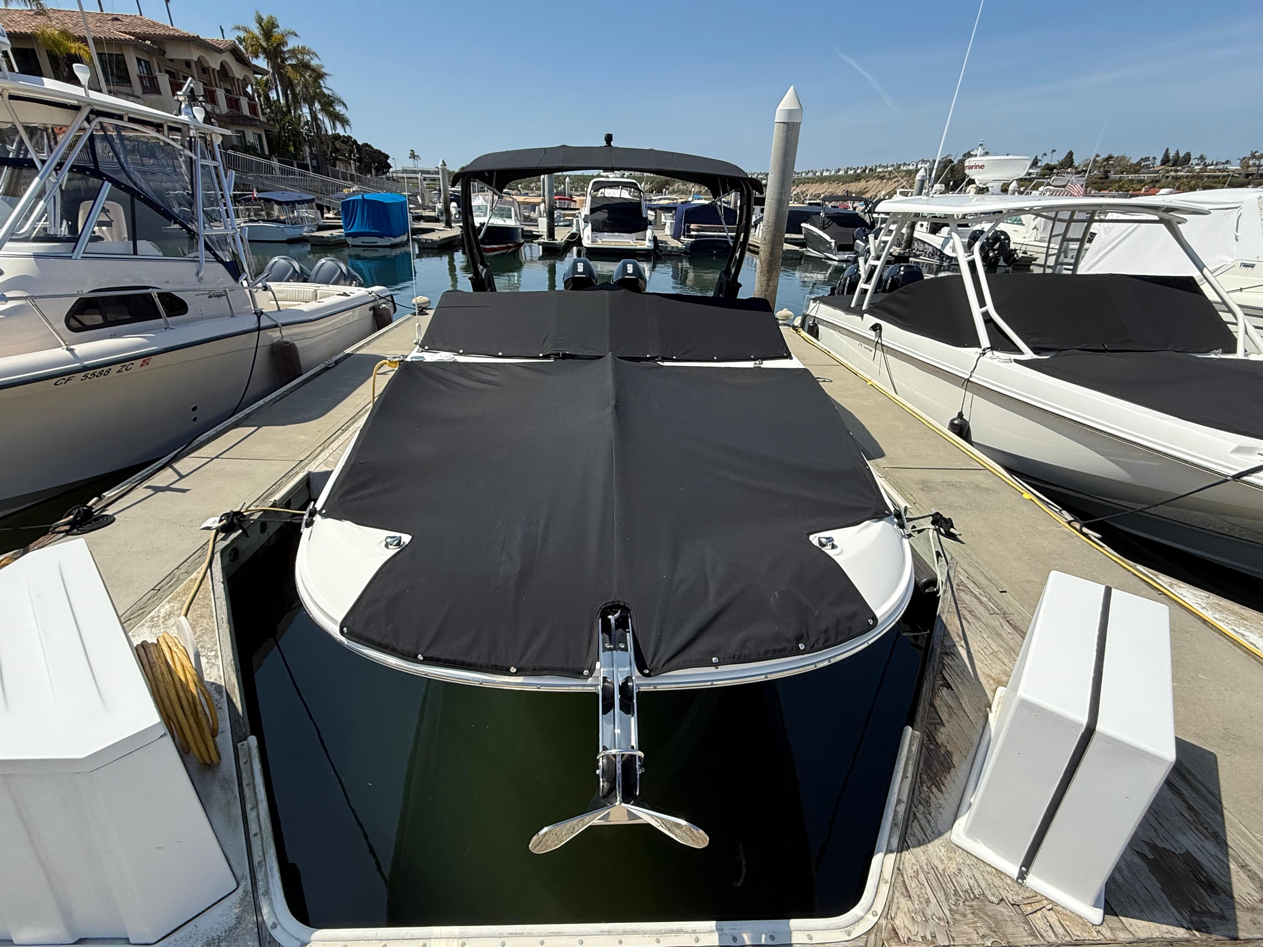 2022 Sea Ray 290 SDX OB #TBRL2120D inventory image at Sun Country Marine Group, Newport Beach 2022 Sea Ray 290 SDX OB #TBRL2120D inventory image at Sun Country Marine Group, Newport Beach