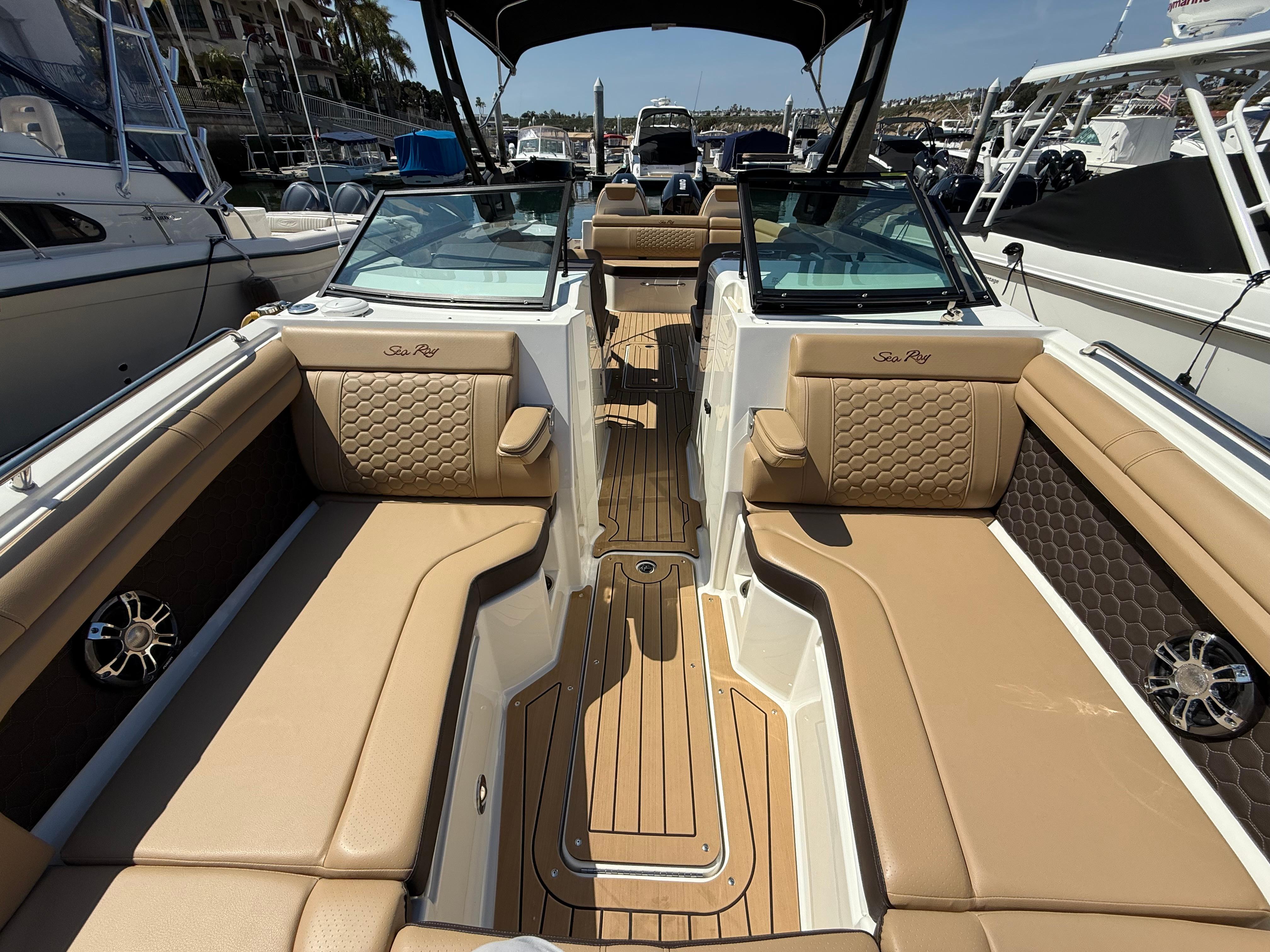 2022 Sea Ray 290 SDX OB #TBRL2120D inventory image at Sun Country Marine Group, Newport Beach 2022 Sea Ray 290 SDX OB #TBRL2120D inventory image at Sun Country Marine Group, Newport Beach