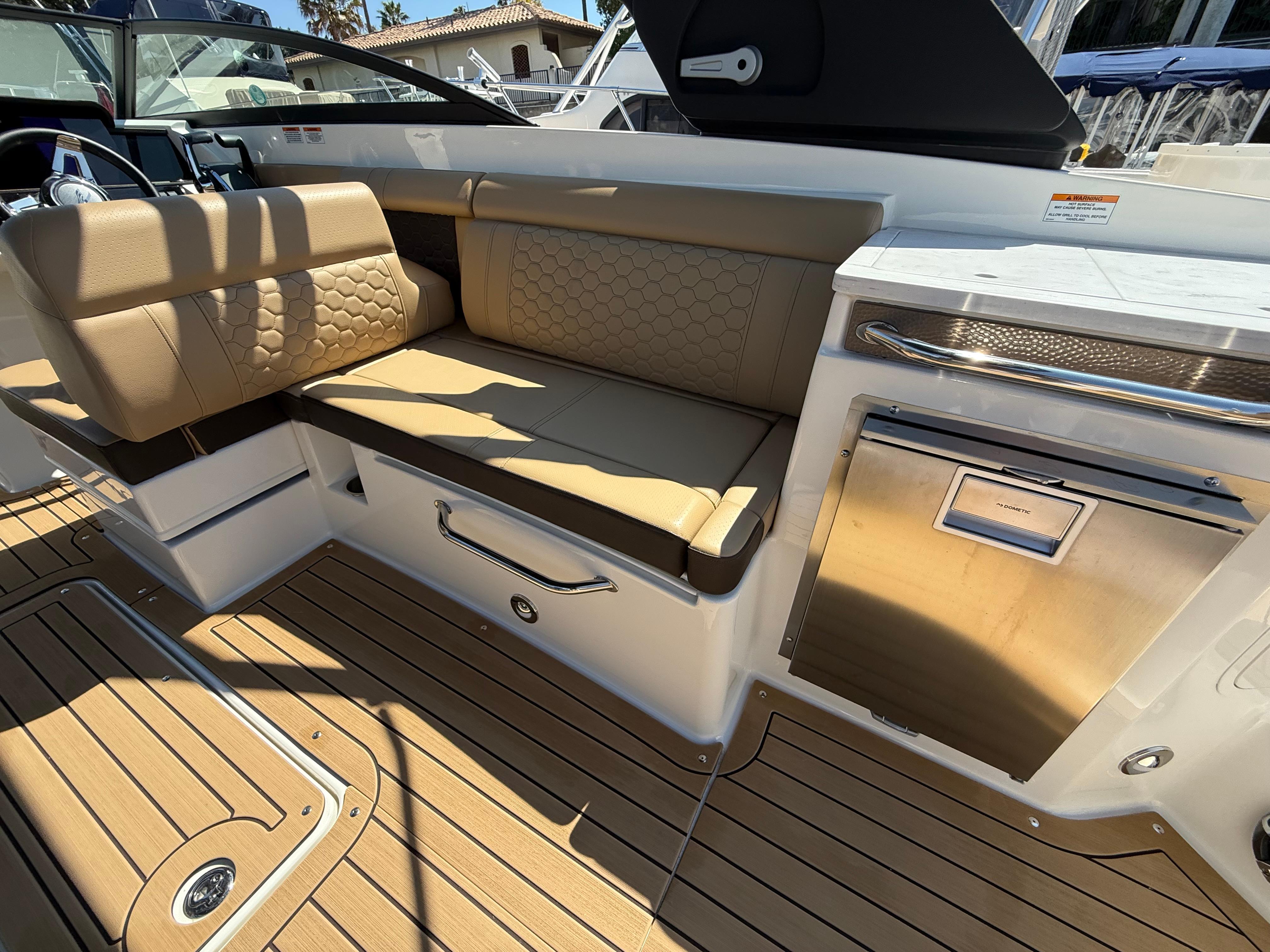 2022 Sea Ray 290 SDX OB #TBRL2120D inventory image at Sun Country Marine Group, Newport Beach 2022 Sea Ray 290 SDX OB #TBRL2120D inventory image at Sun Country Marine Group, Newport Beach