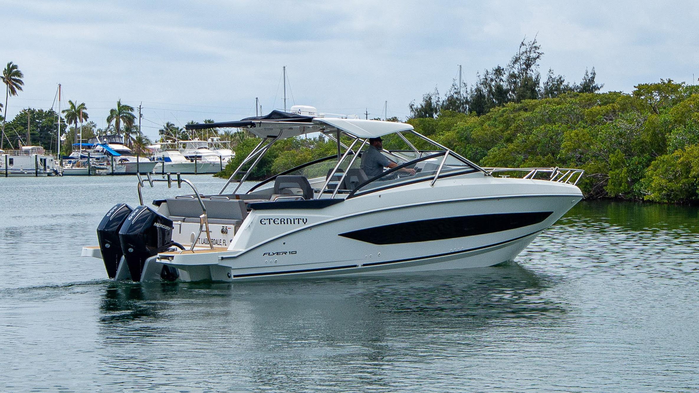 Yacht Photos Pics