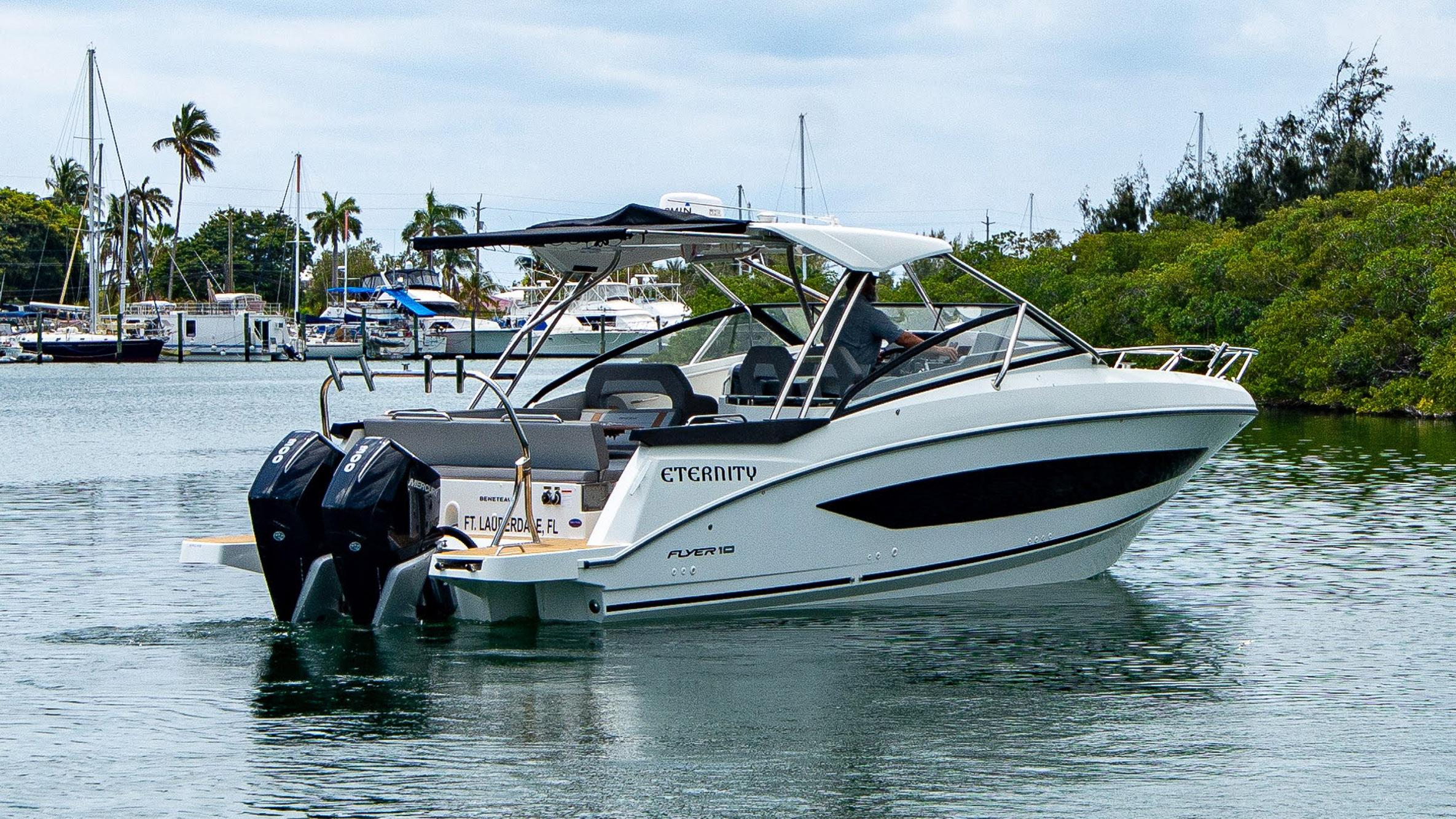Yacht Photos Pics