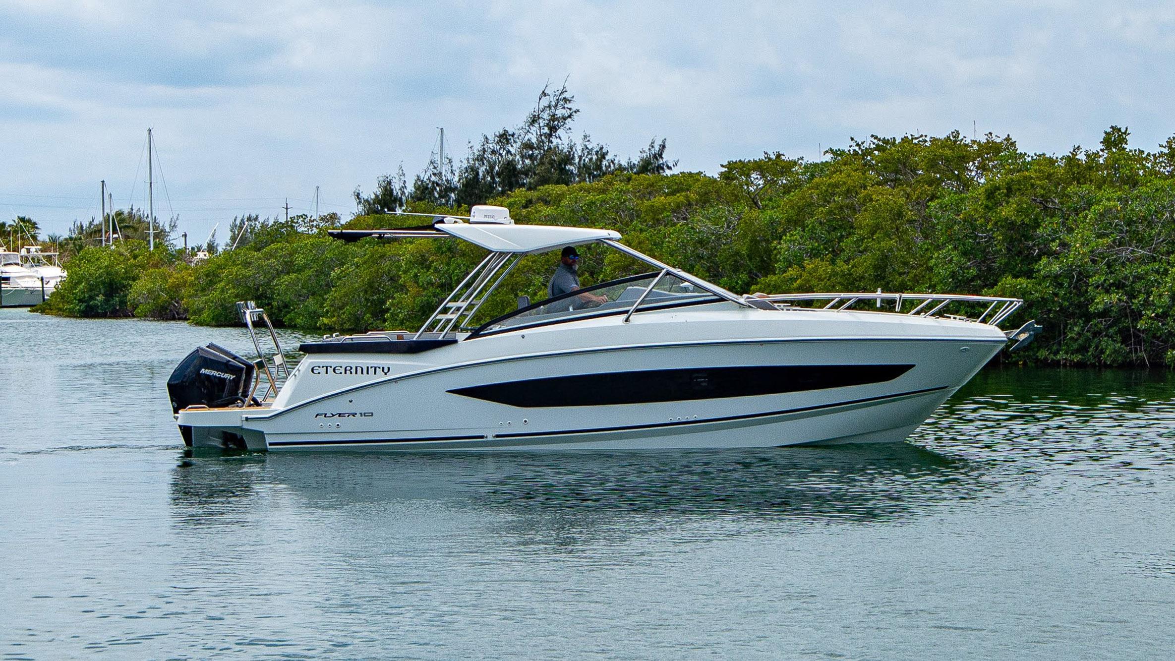 Yacht Photos Pics