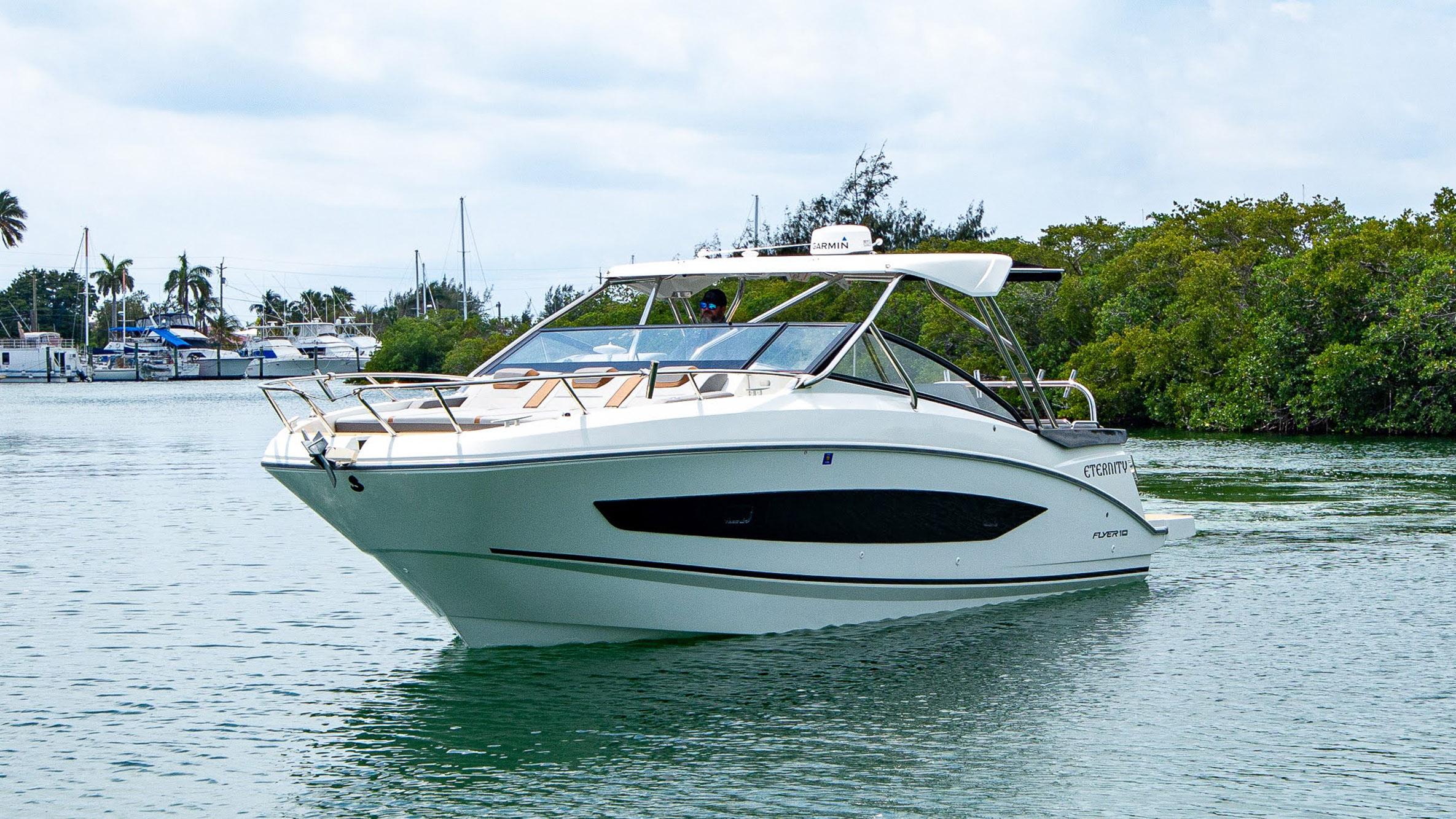 Yacht Photos Pics