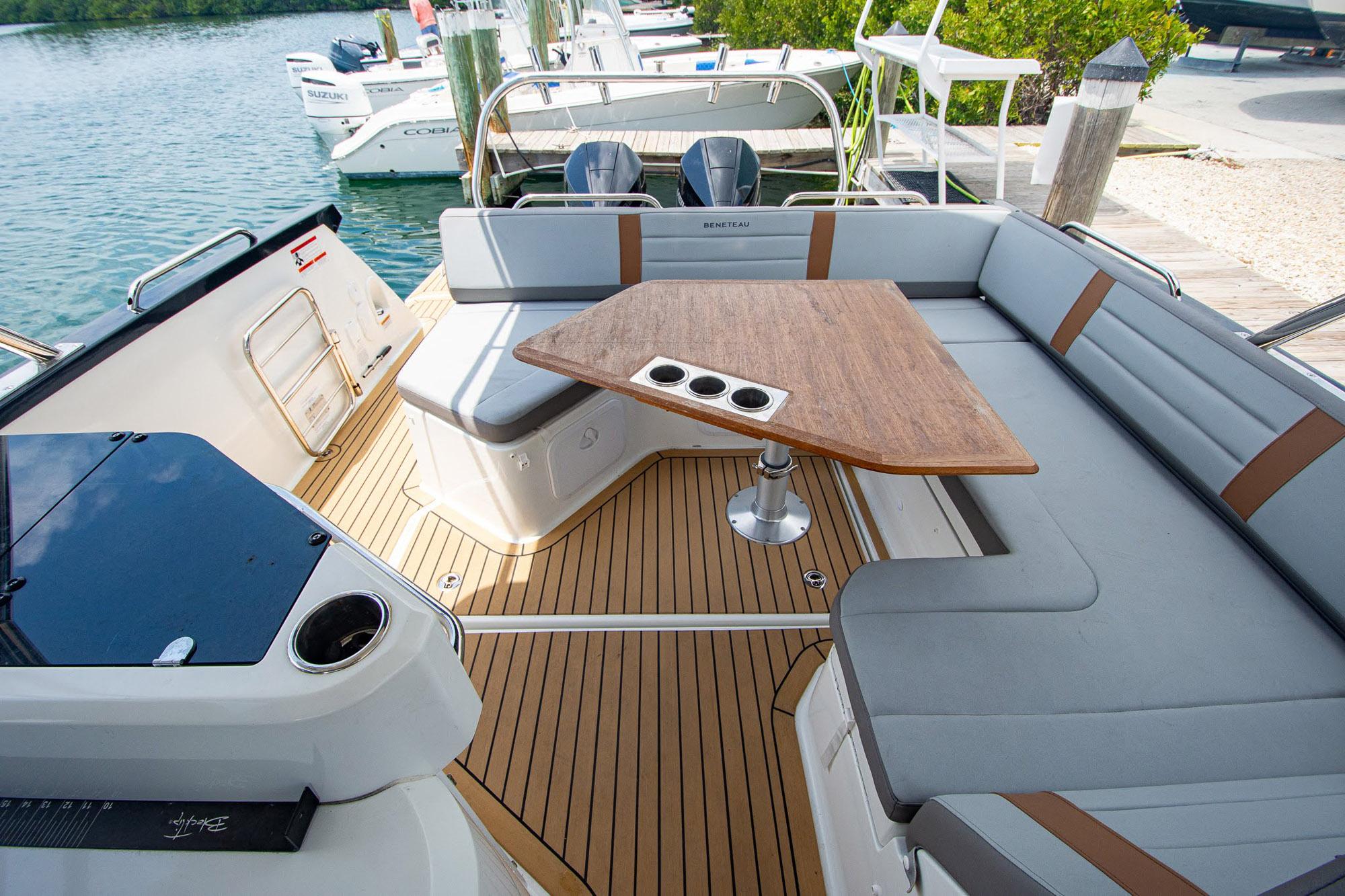 Yacht Photos Pics