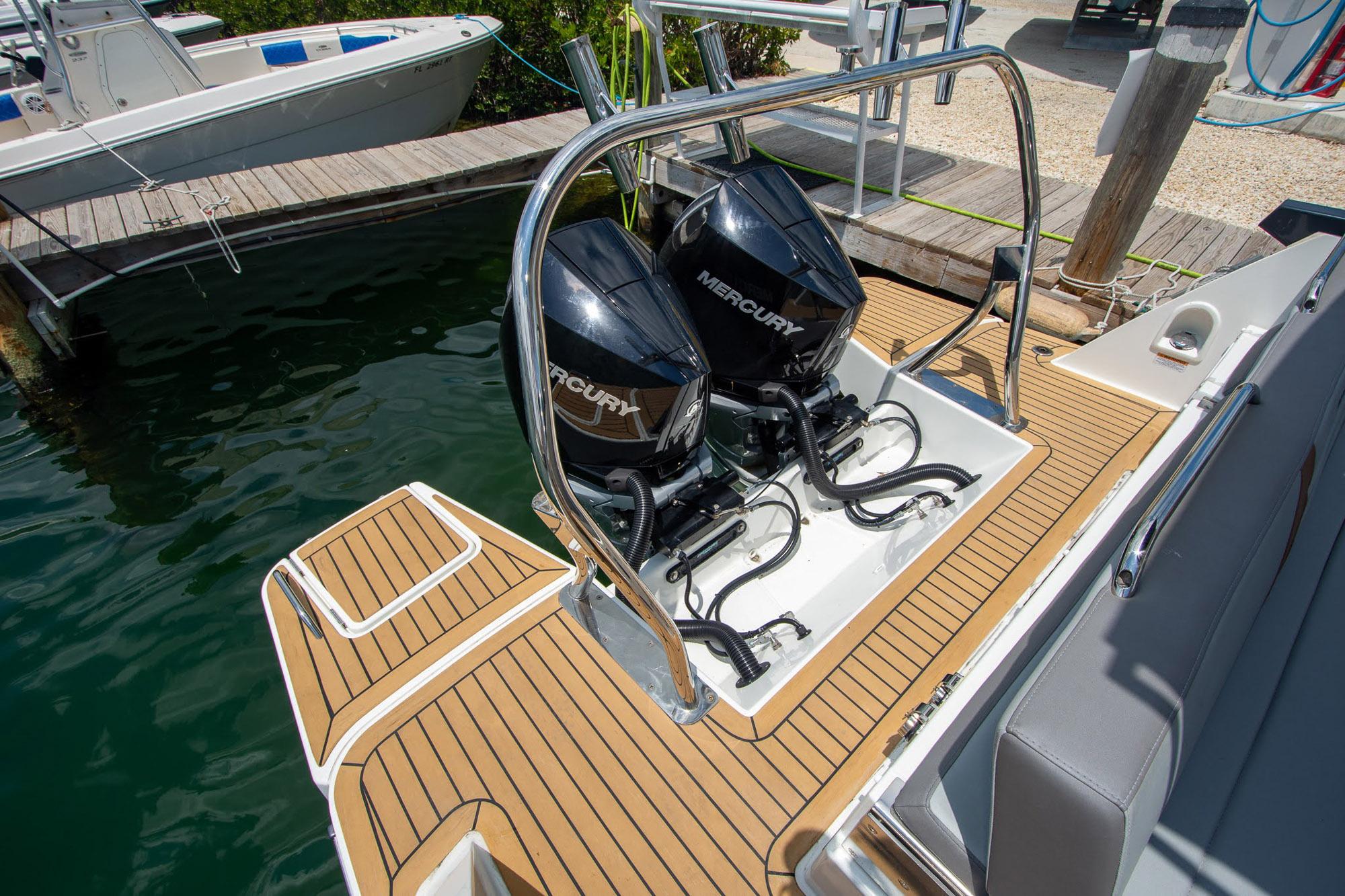 Yacht Photos Pics