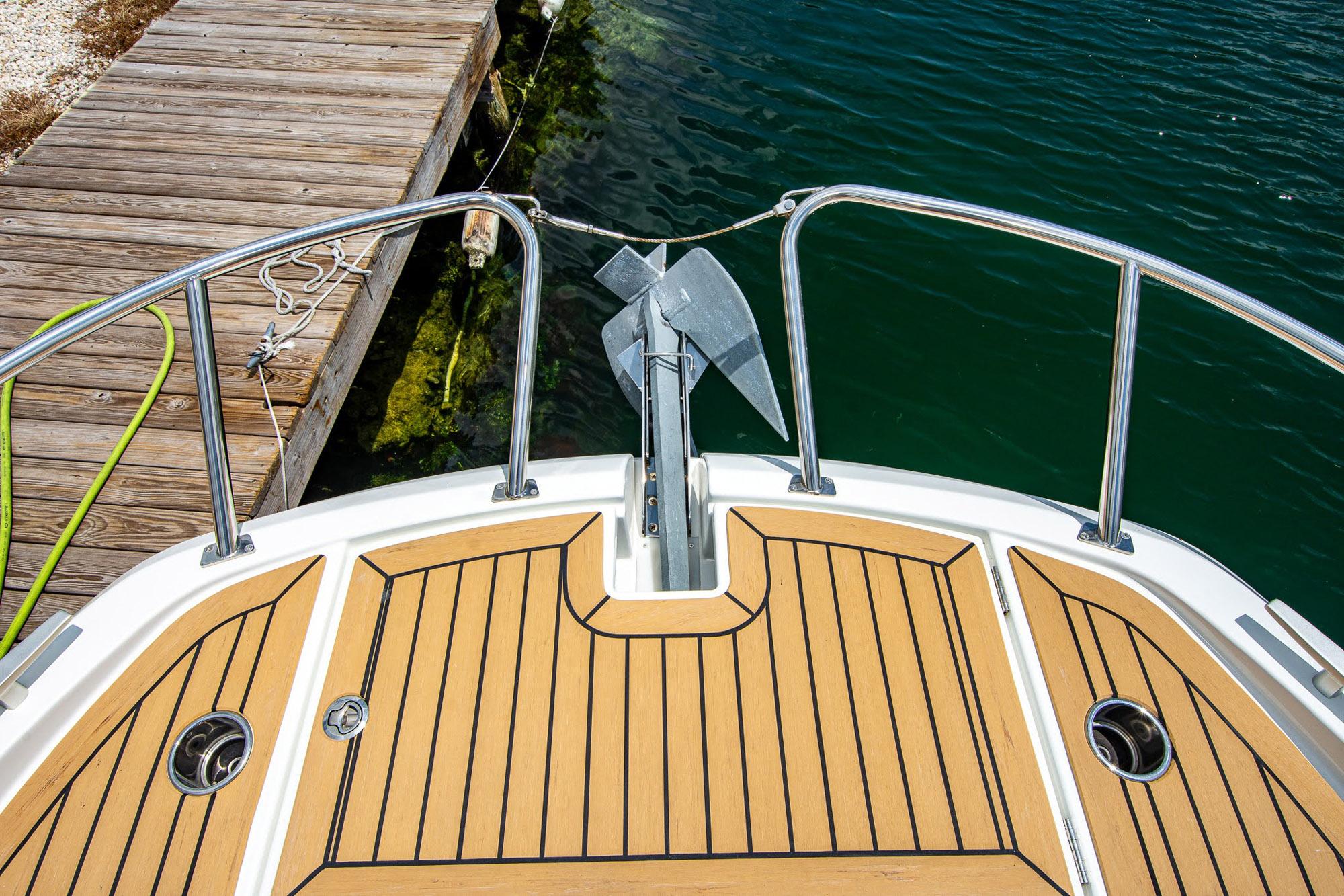 Yacht Photos Pics