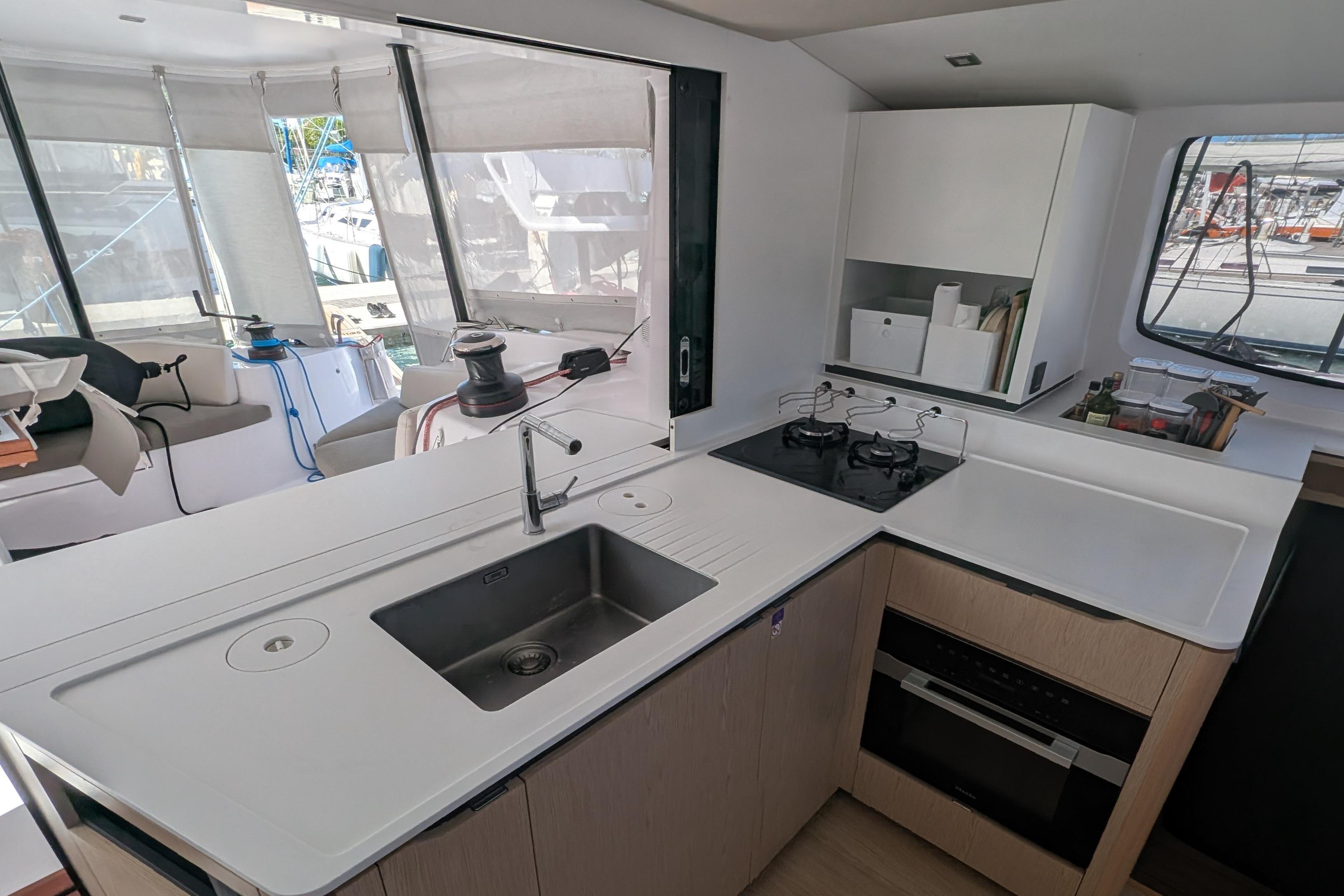 2024 Outremer 52 - image 27
