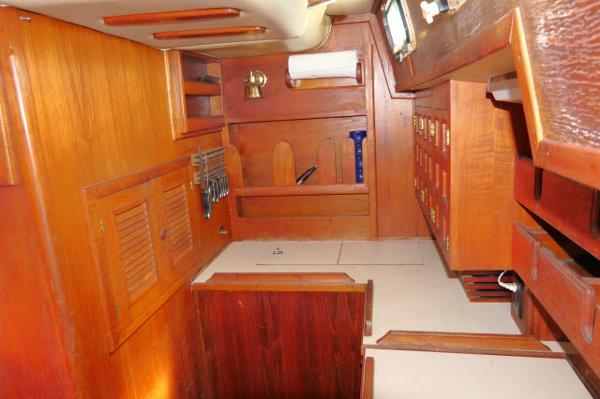 40' Endeavour, Listing Number 100915593, - Photo No. 9