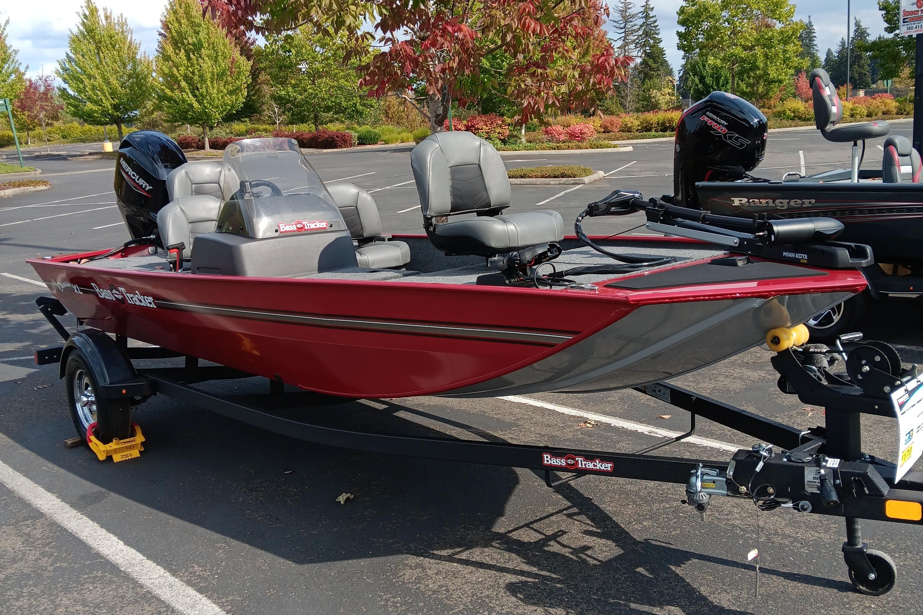 2024 Bass Tracker Classic XL w/ Mercury 50ELPT 4/s and Single Axle