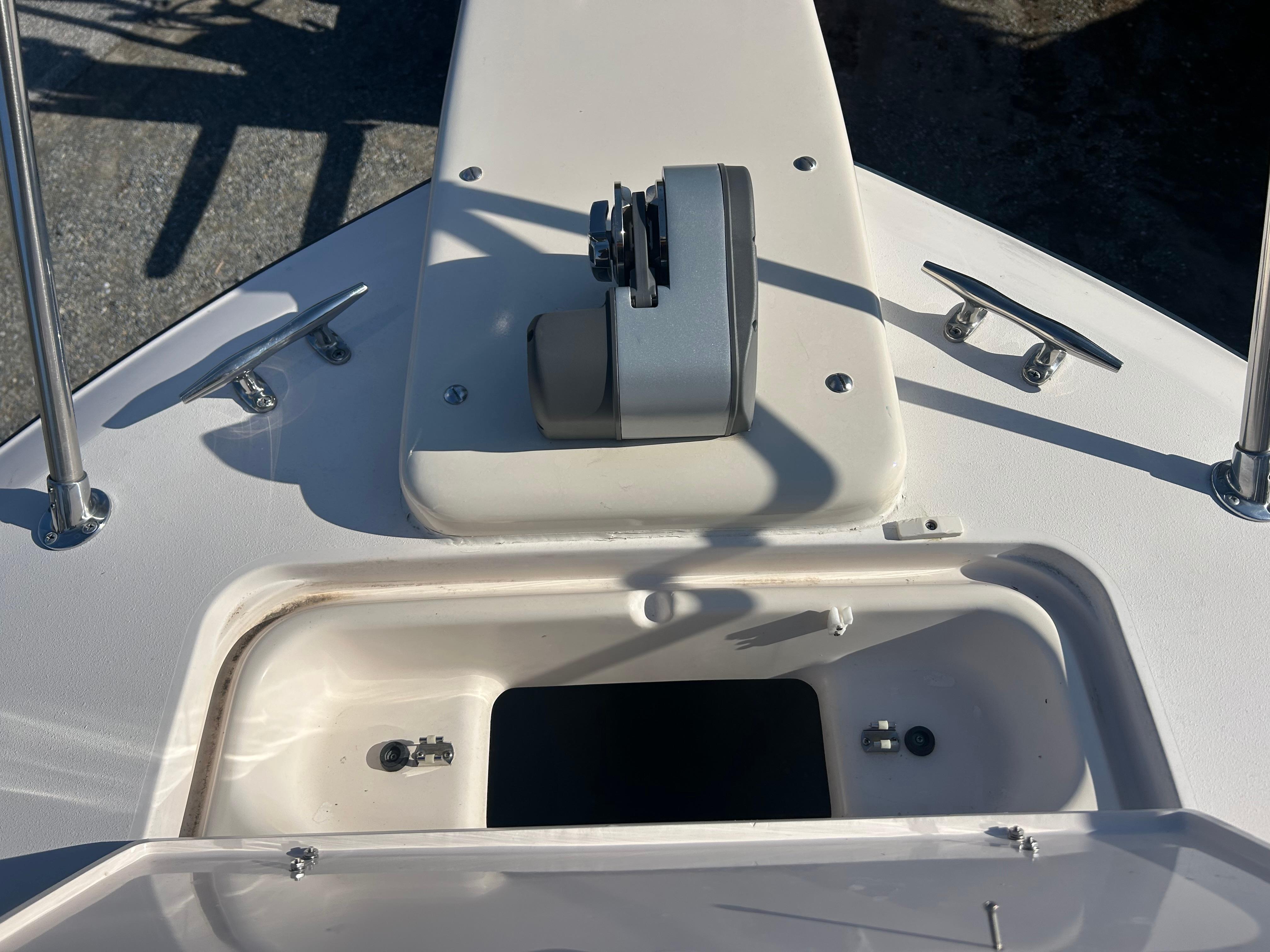 1999-grady-white-306-bimini-power-9697240-974473975-0-280220250642-9