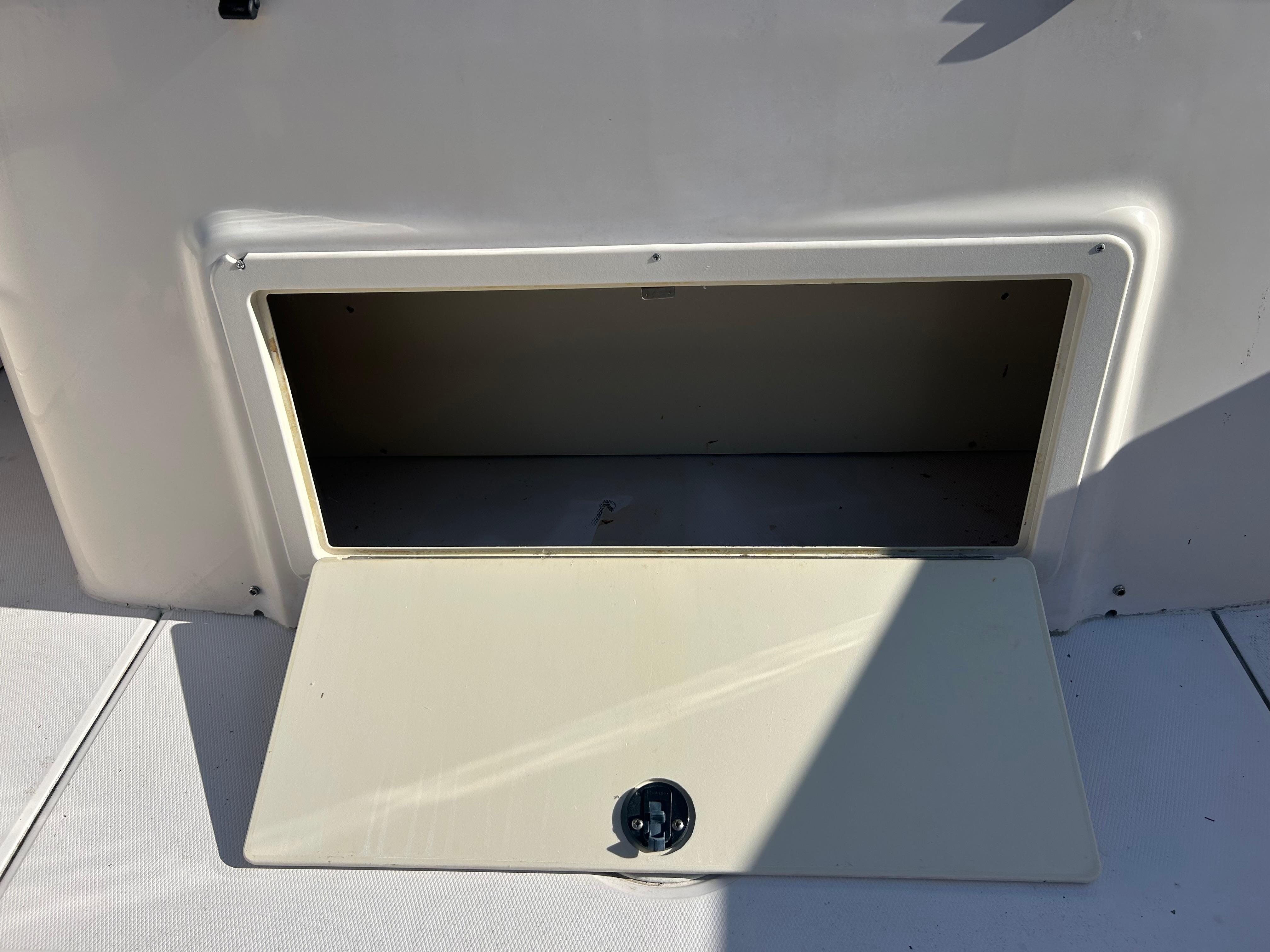 1999-grady-white-306-bimini-power-9697240-974473996-0-280220250644-30