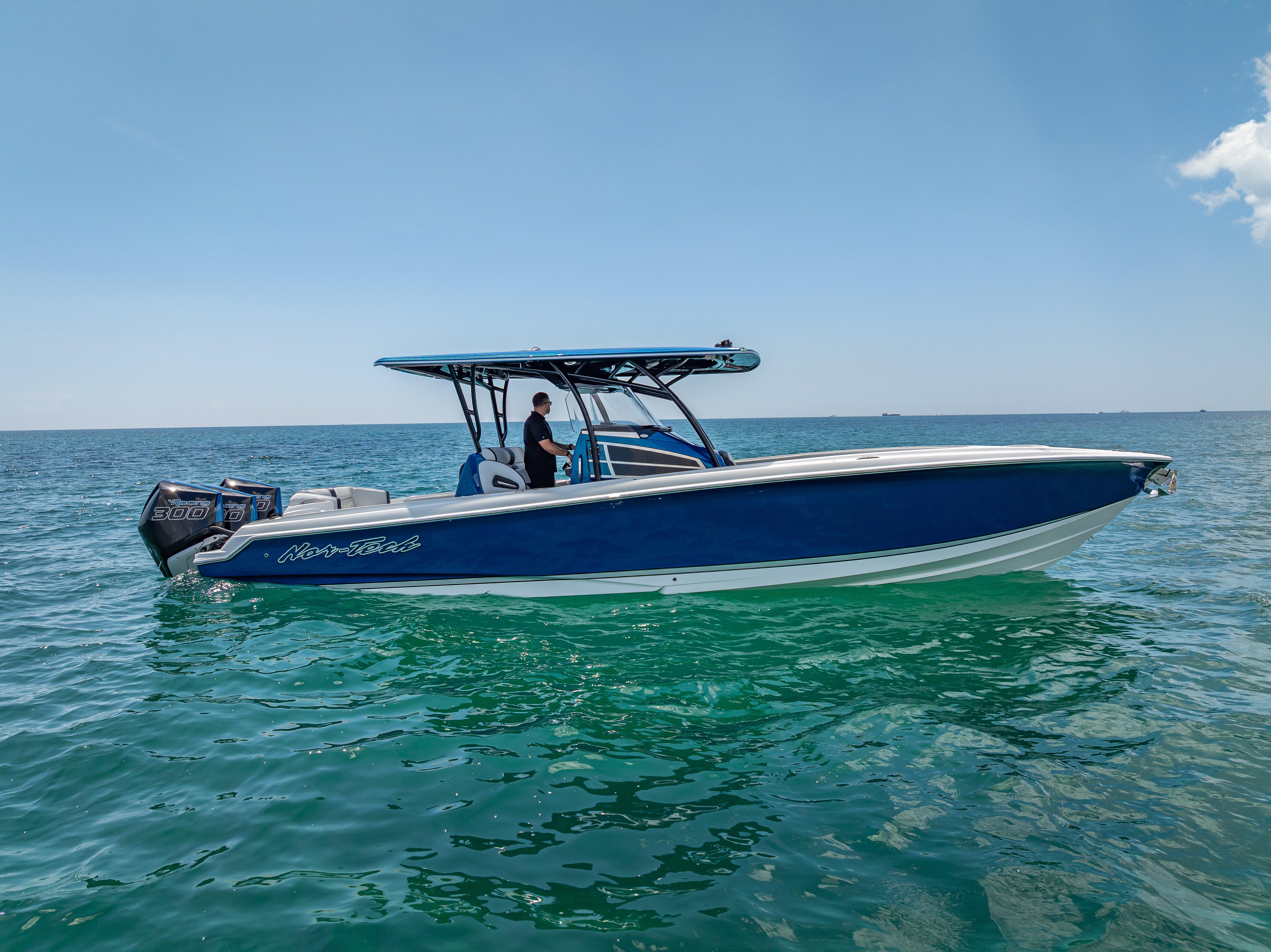 Nor-Tech-340 Sport Center Console 2024-34-246 FL-US-9387244 | Thumbnail