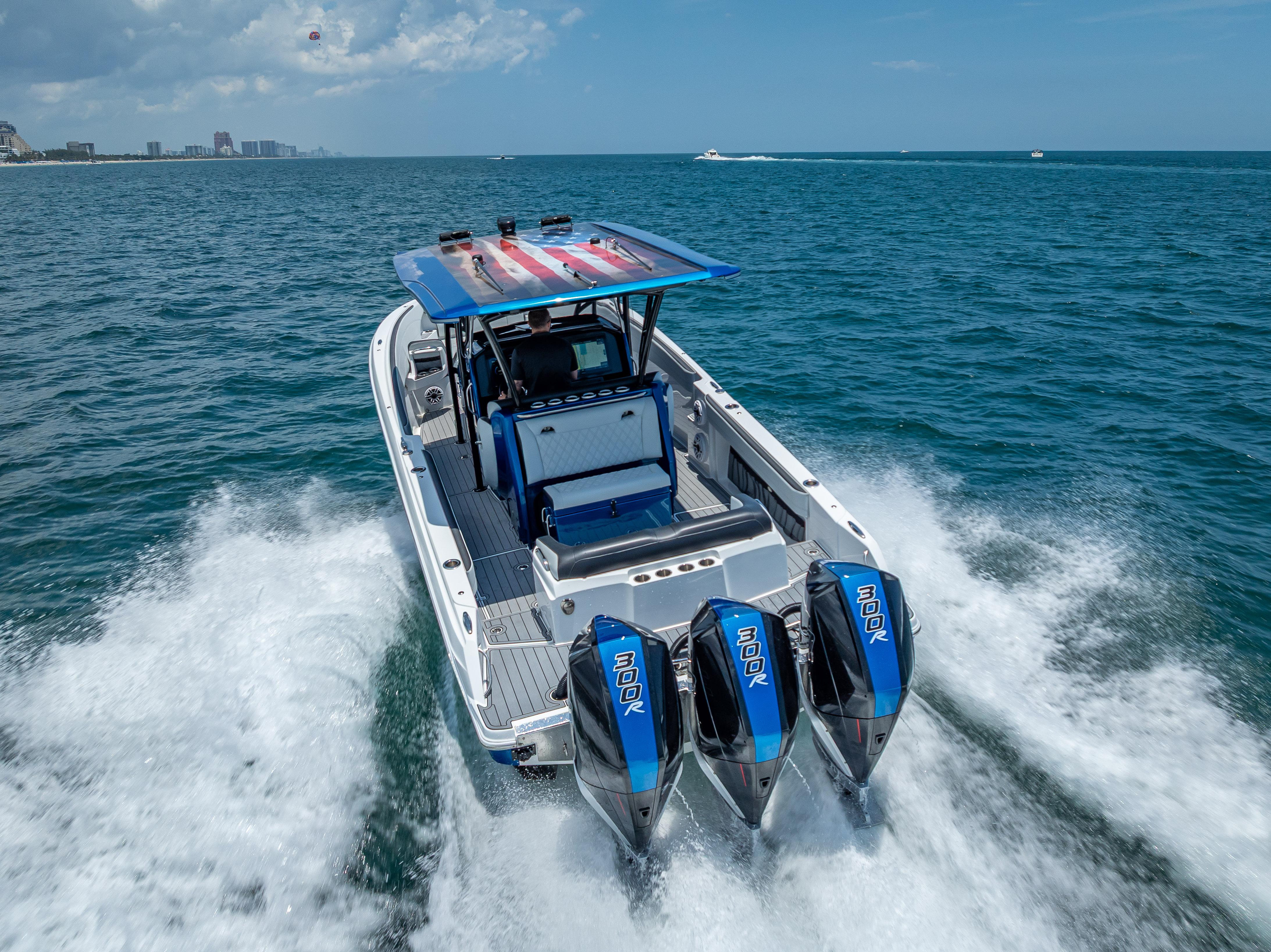 Nor-Tech-340 Sport Center Console 2024-34-246 FL-US-9387244 | Thumbnail