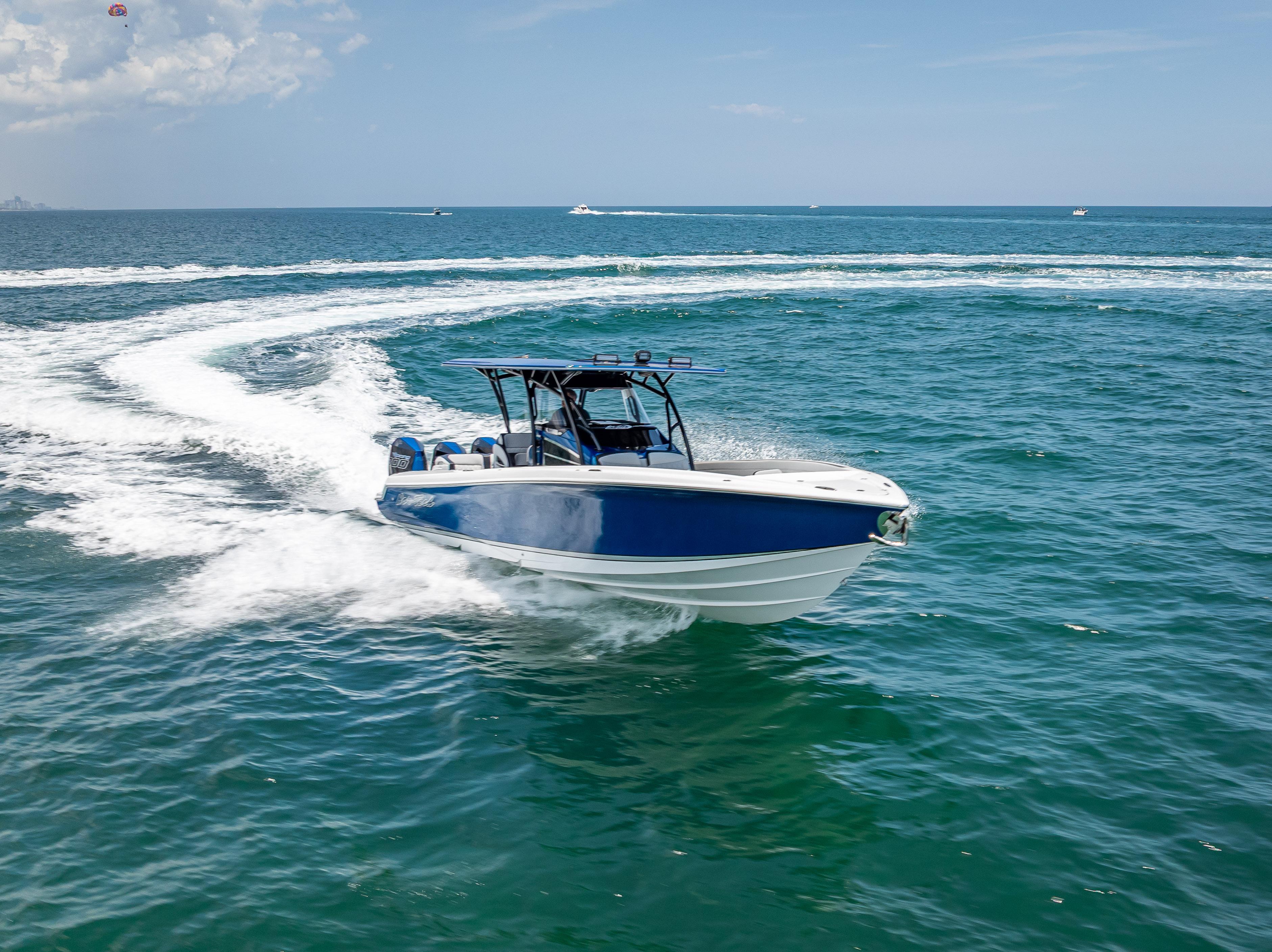 Nor-Tech-340 Sport Center Console 2024-34-246 FL-US-9387244 | Thumbnail