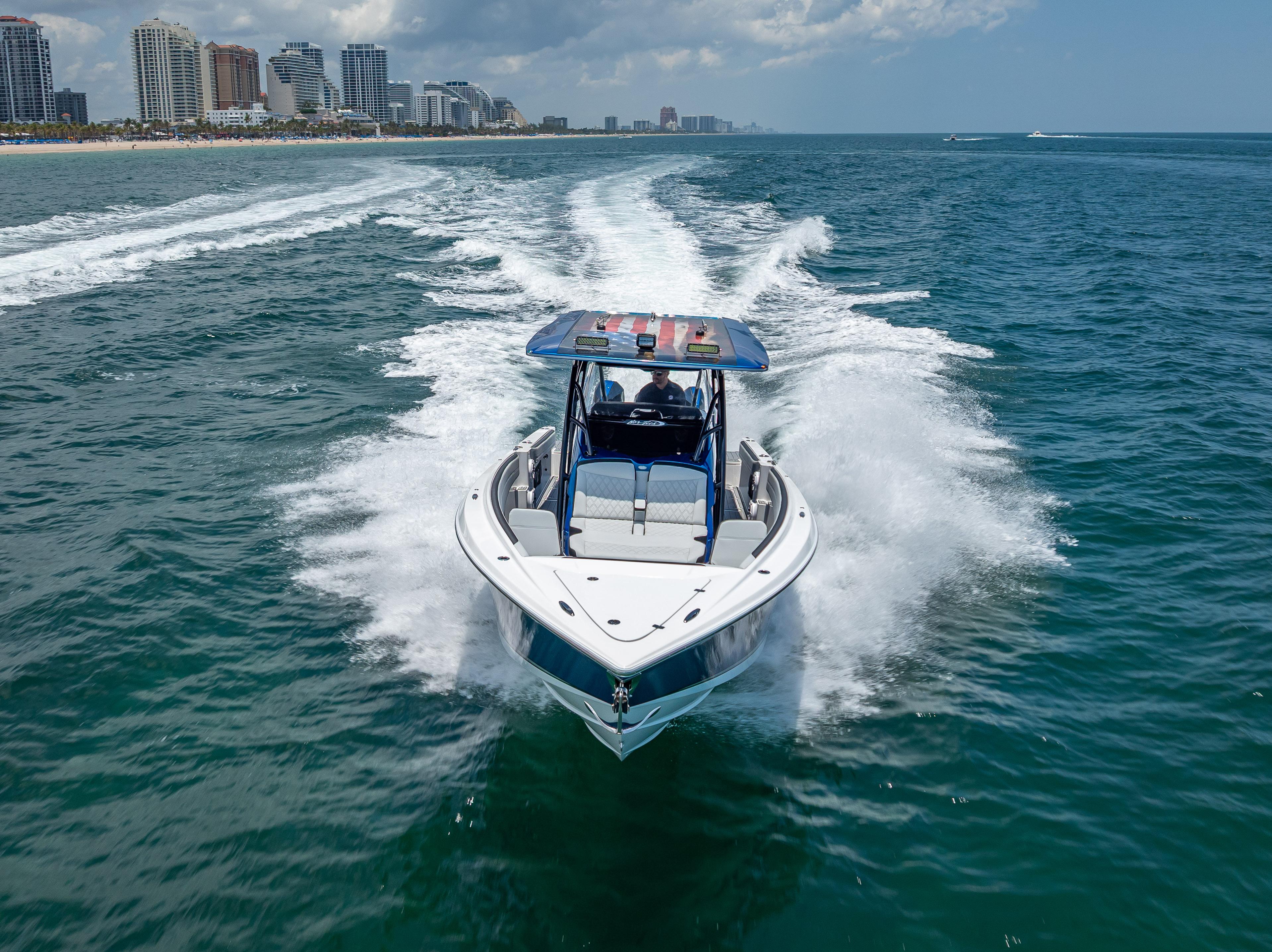 Nor-Tech-340 Sport Center Console 2024-34-246 FL-US-9387244 | Thumbnail
