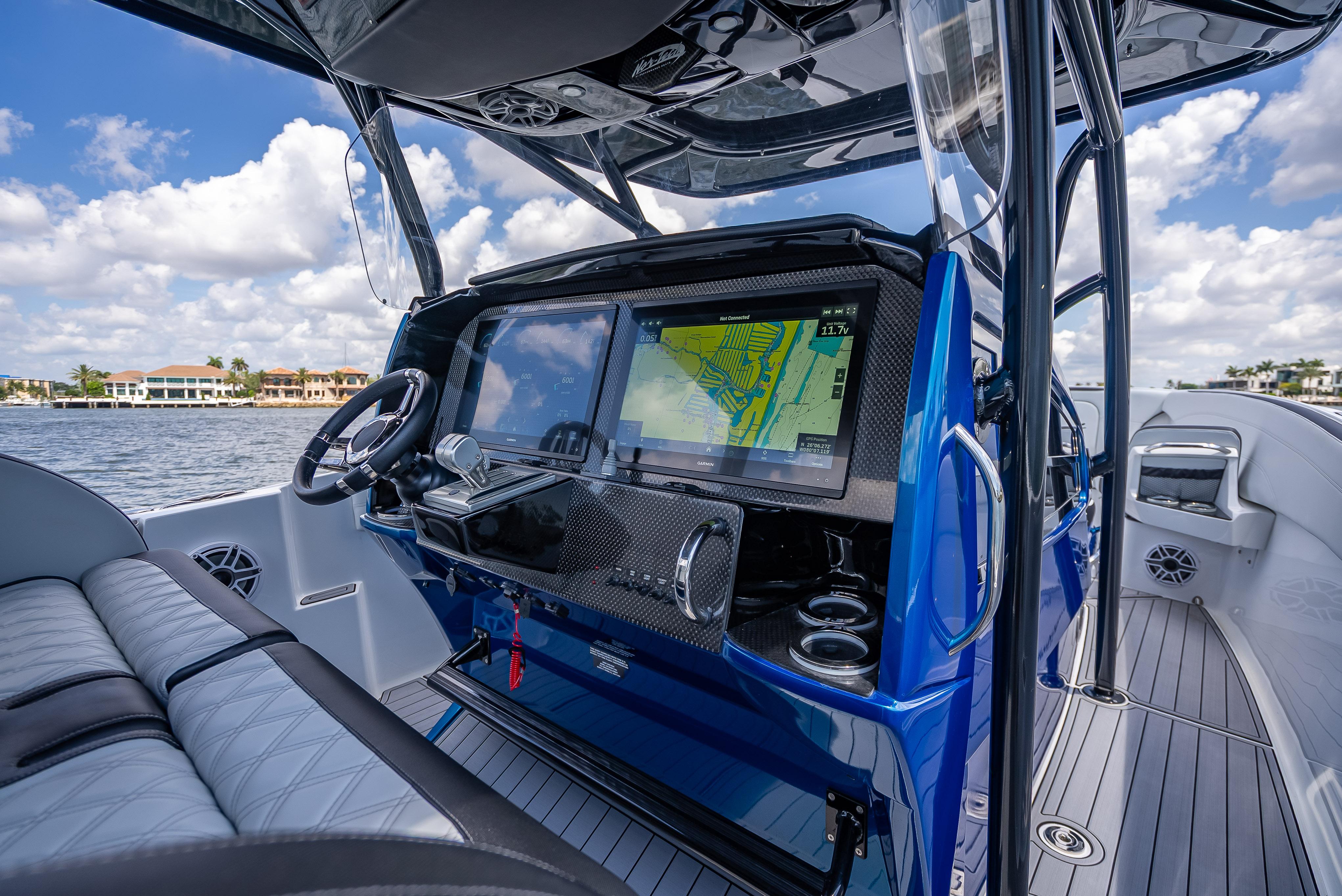 Nor-Tech-340 Sport Center Console 2024-34-246 FL-US-9387244 | Thumbnail