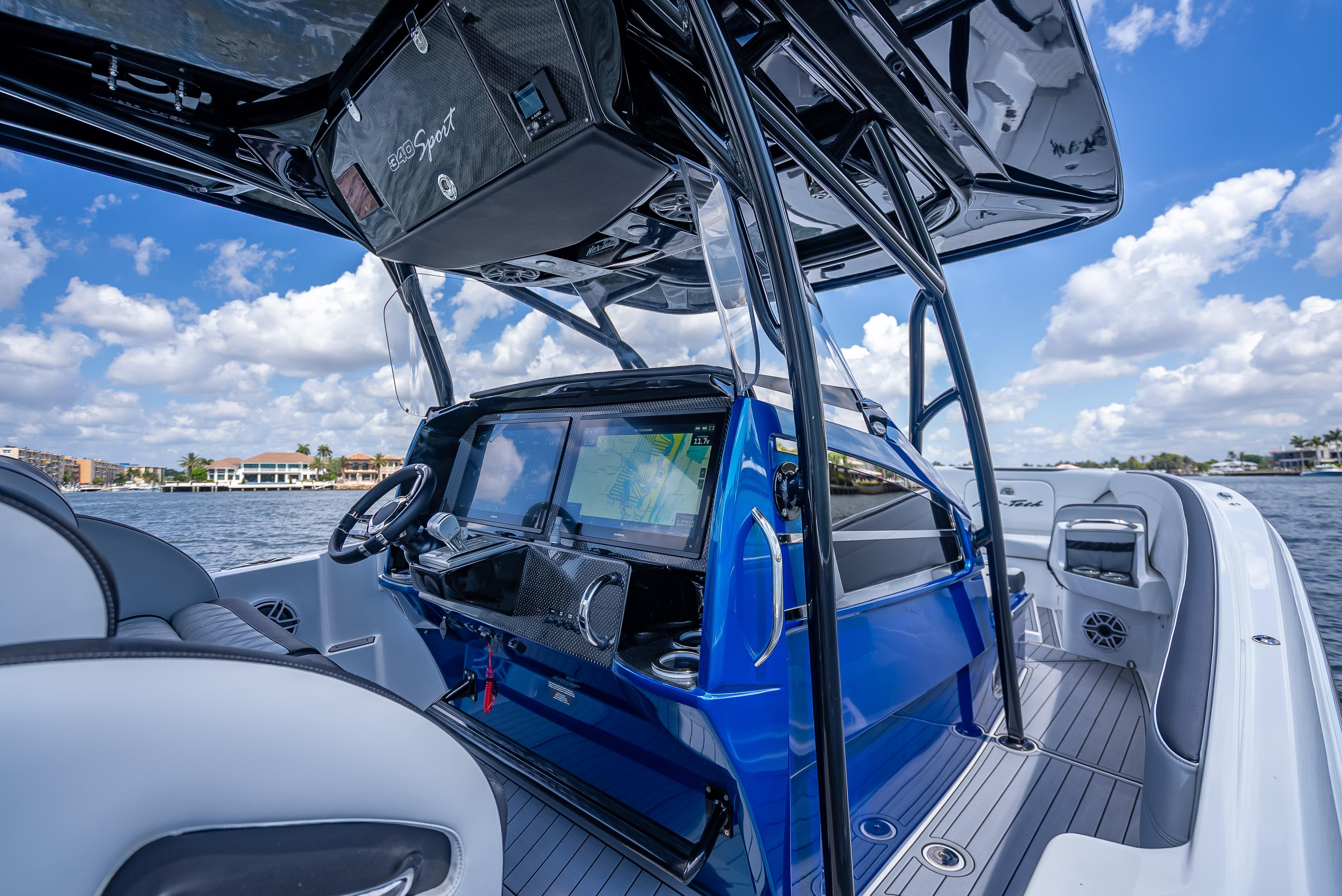 Nor-Tech-340 Sport Center Console 2024-34-246 FL-US-9387244 | Thumbnail