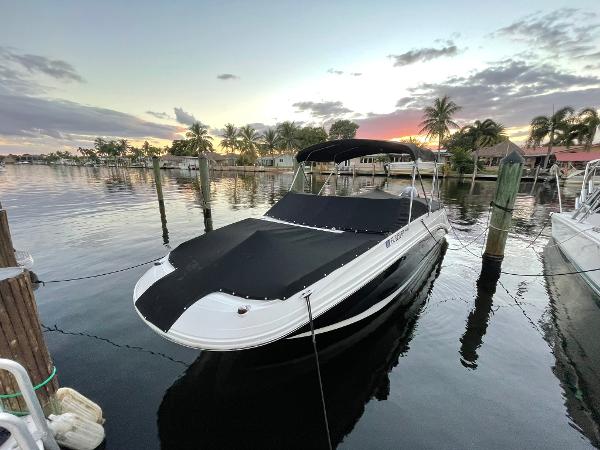 25' Sea Ray, Listing Number 100915768, - Photo No. 4