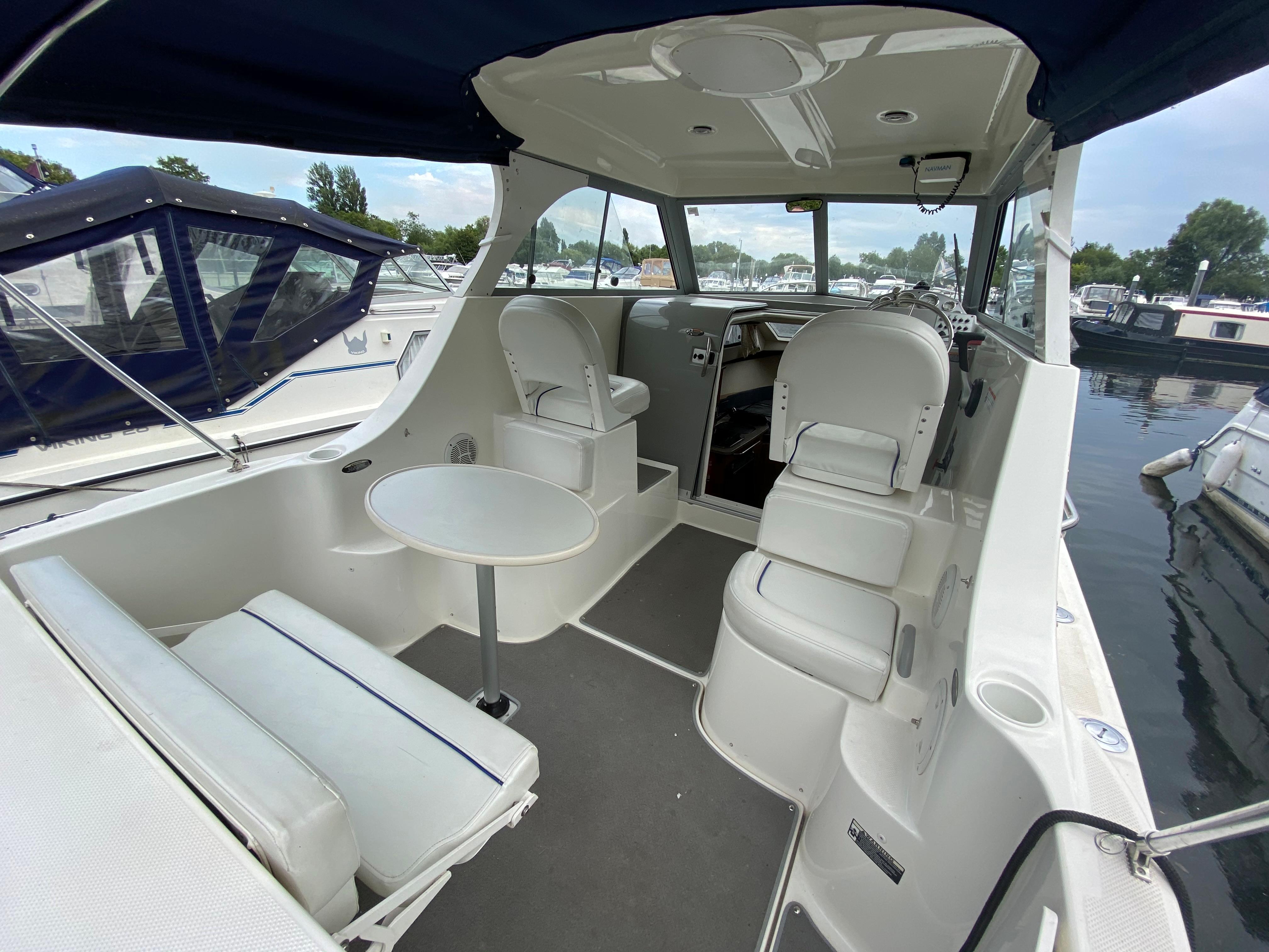 2006 Bayliner Discovery 246