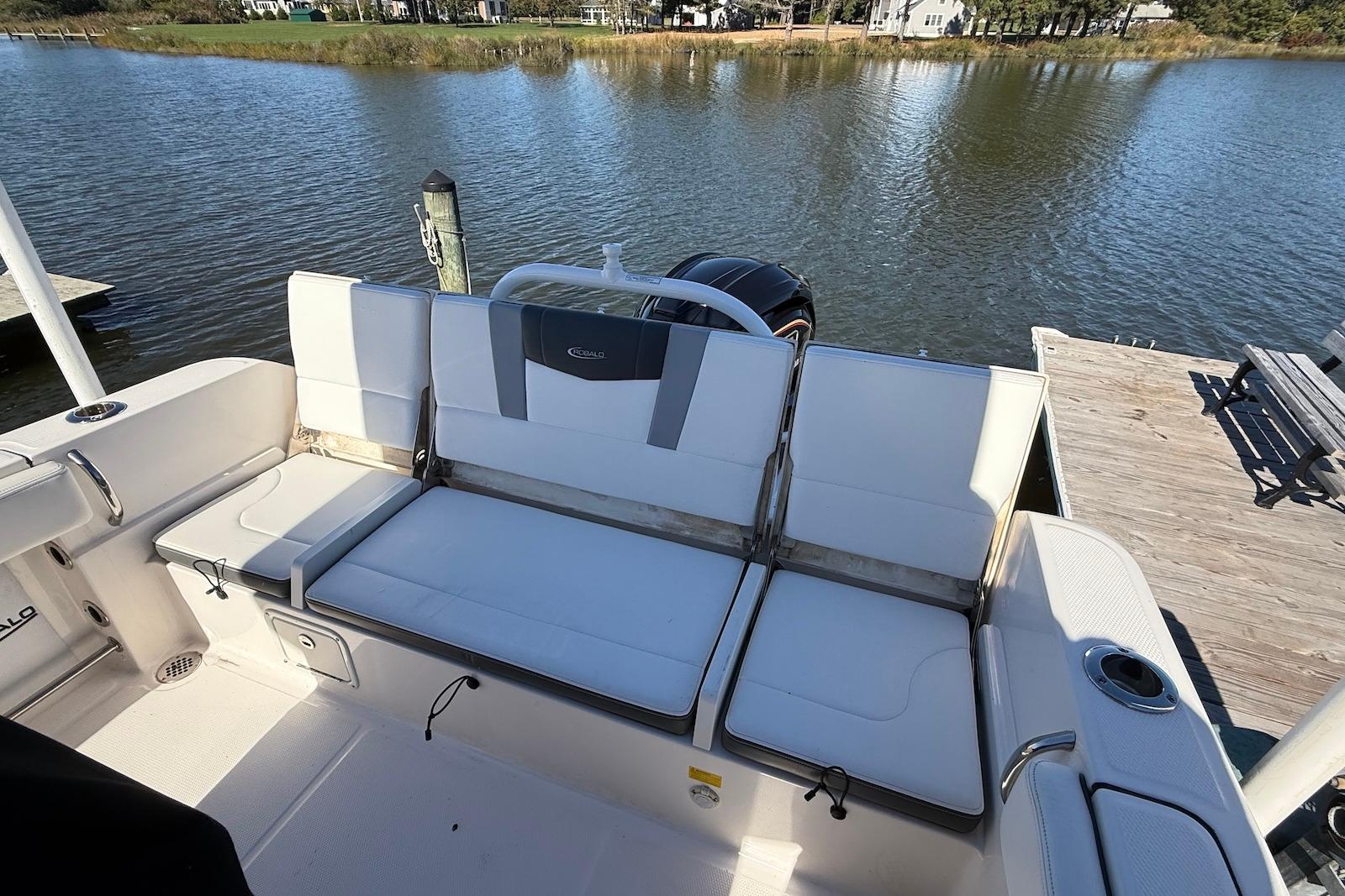 M 10489 TW Knot 10 Yacht Sales M 10489 TW Knot 10 Yacht Sales