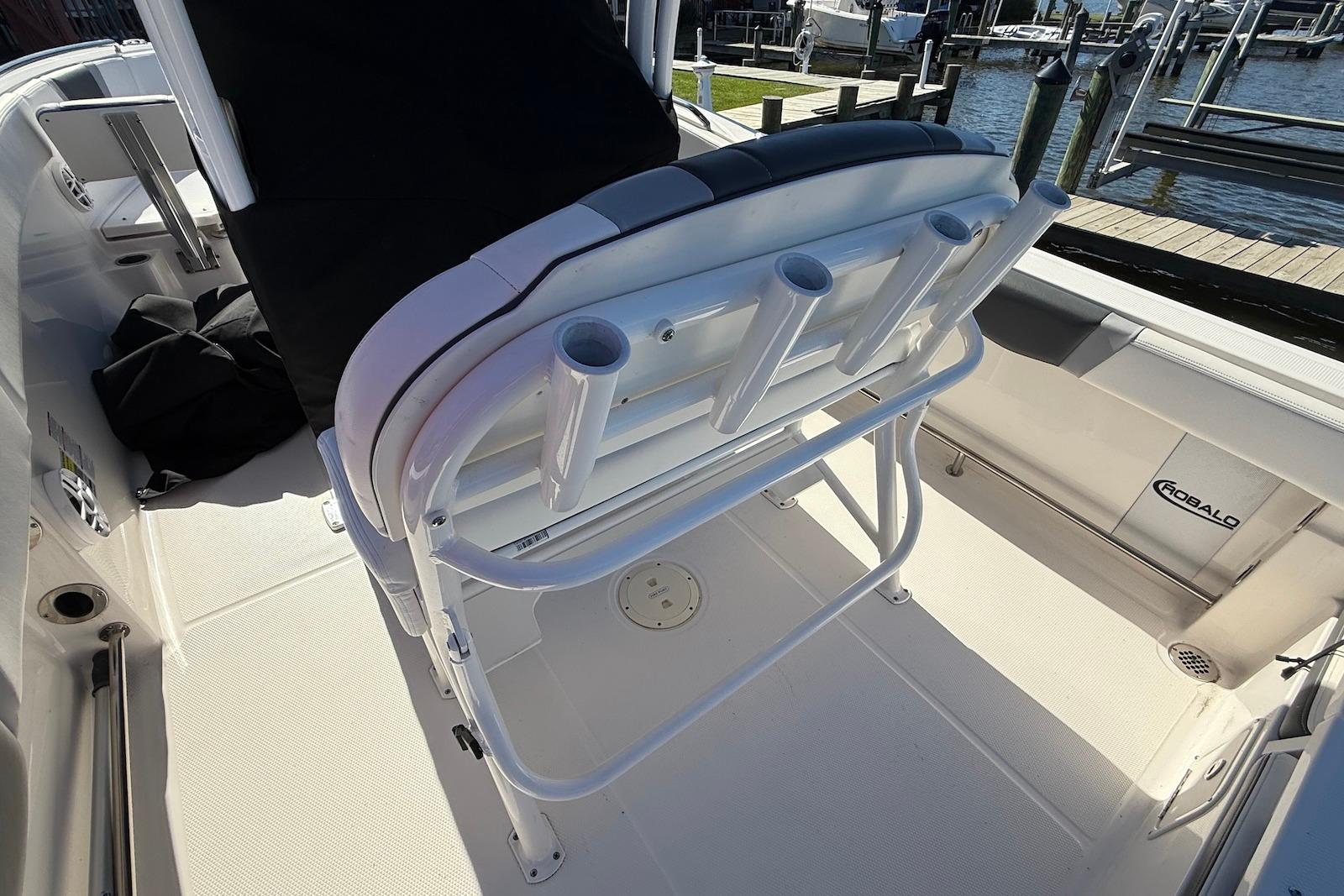 M 10489 TW Knot 10 Yacht Sales M 10489 TW Knot 10 Yacht Sales