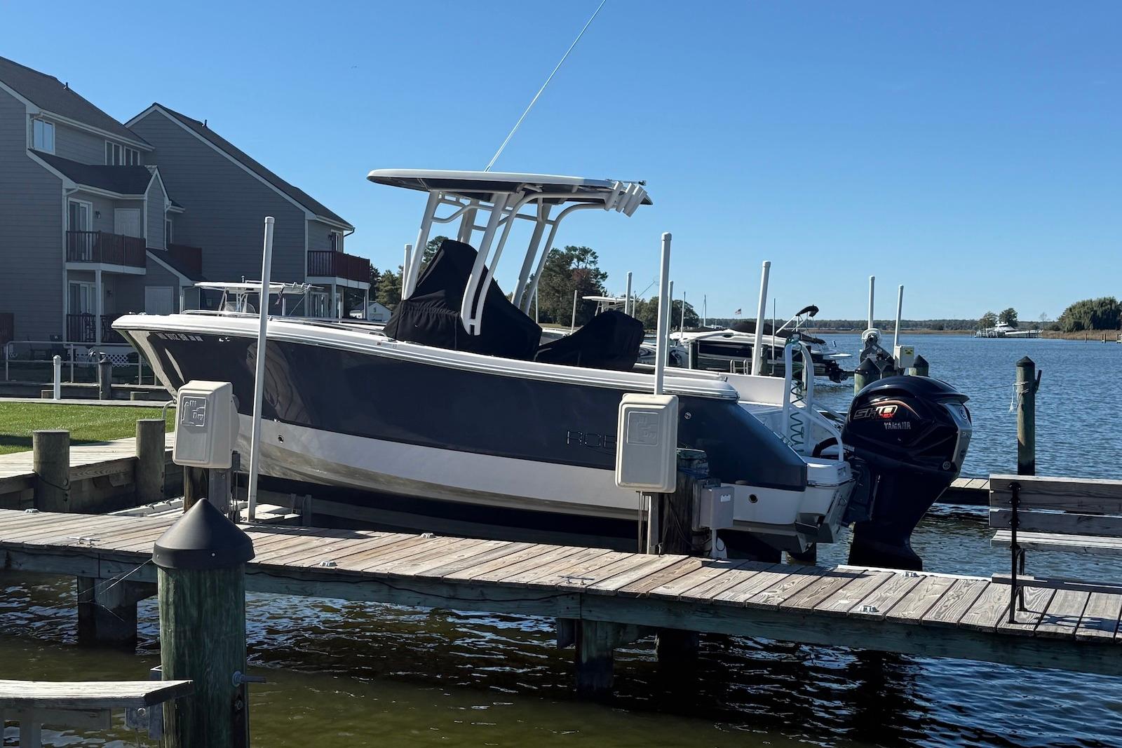 M 10489 TW Knot 10 Yacht Sales M 10489 TW Knot 10 Yacht Sales