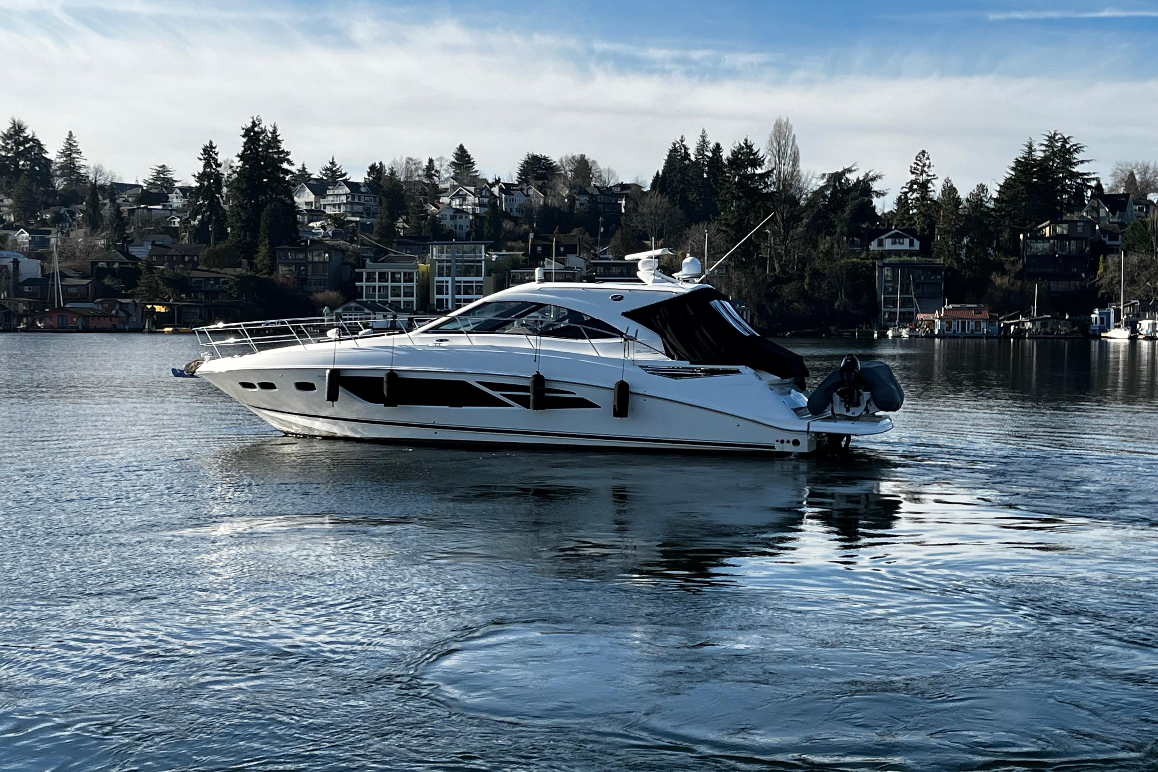 2015 Sea Ray Sundancer 510 #TBST51015 inventory image at Sun Country Yachts, Seattle