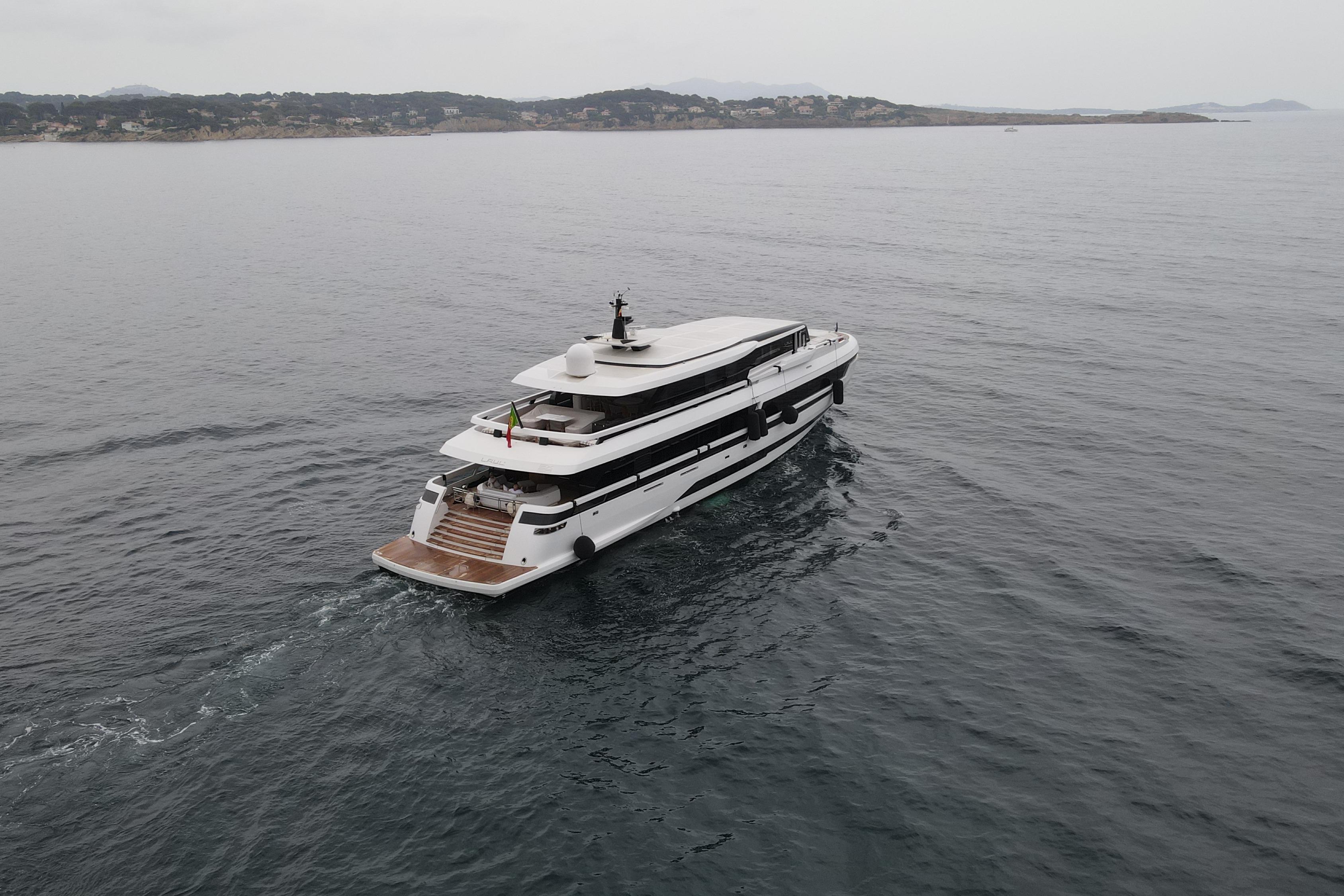 ISA Yachts (Palumbo Superyachts) Isa Extra 130 Alloy