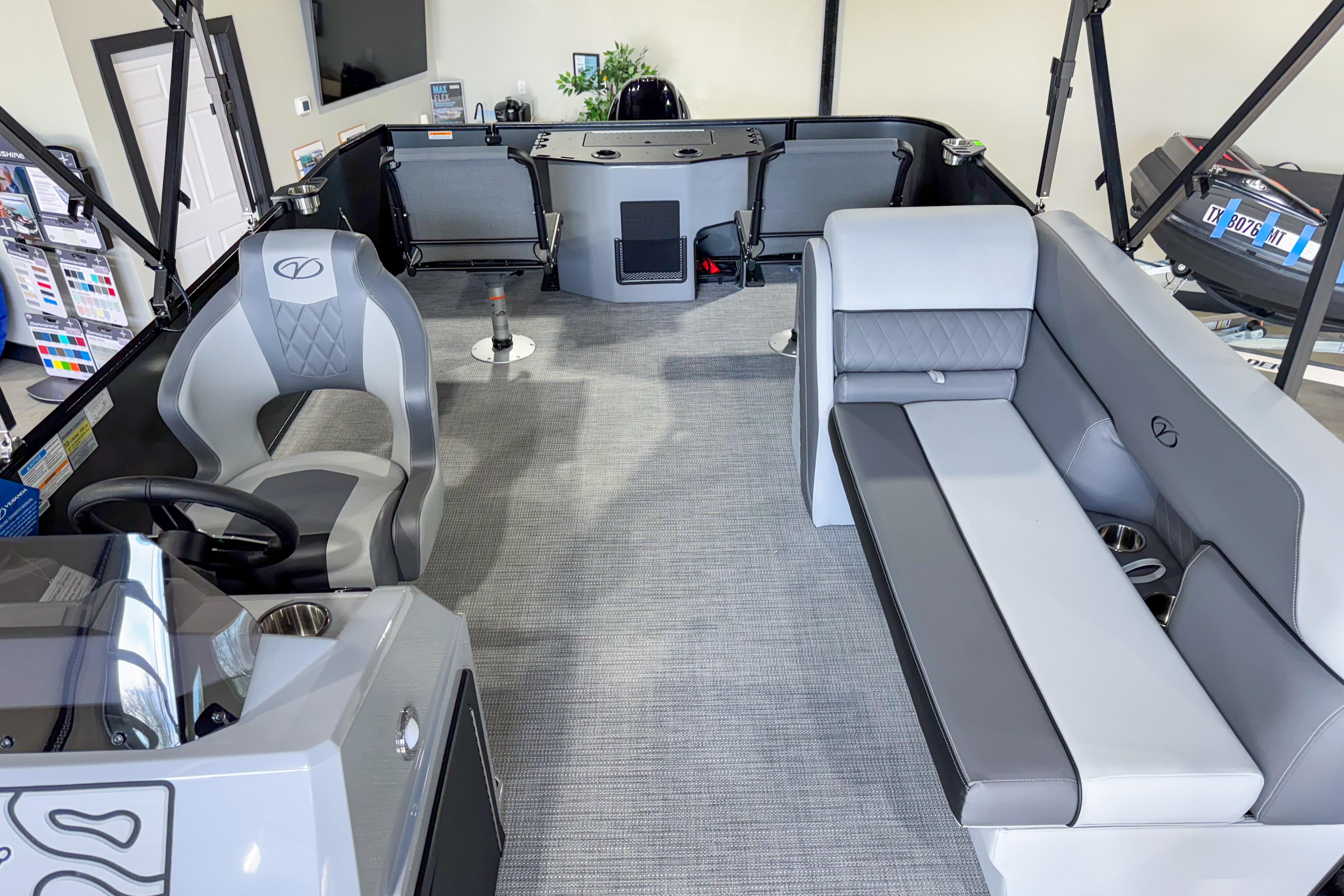 2026 Veranda Vista Fish 20F4 / Yamaha 90 - Image 6