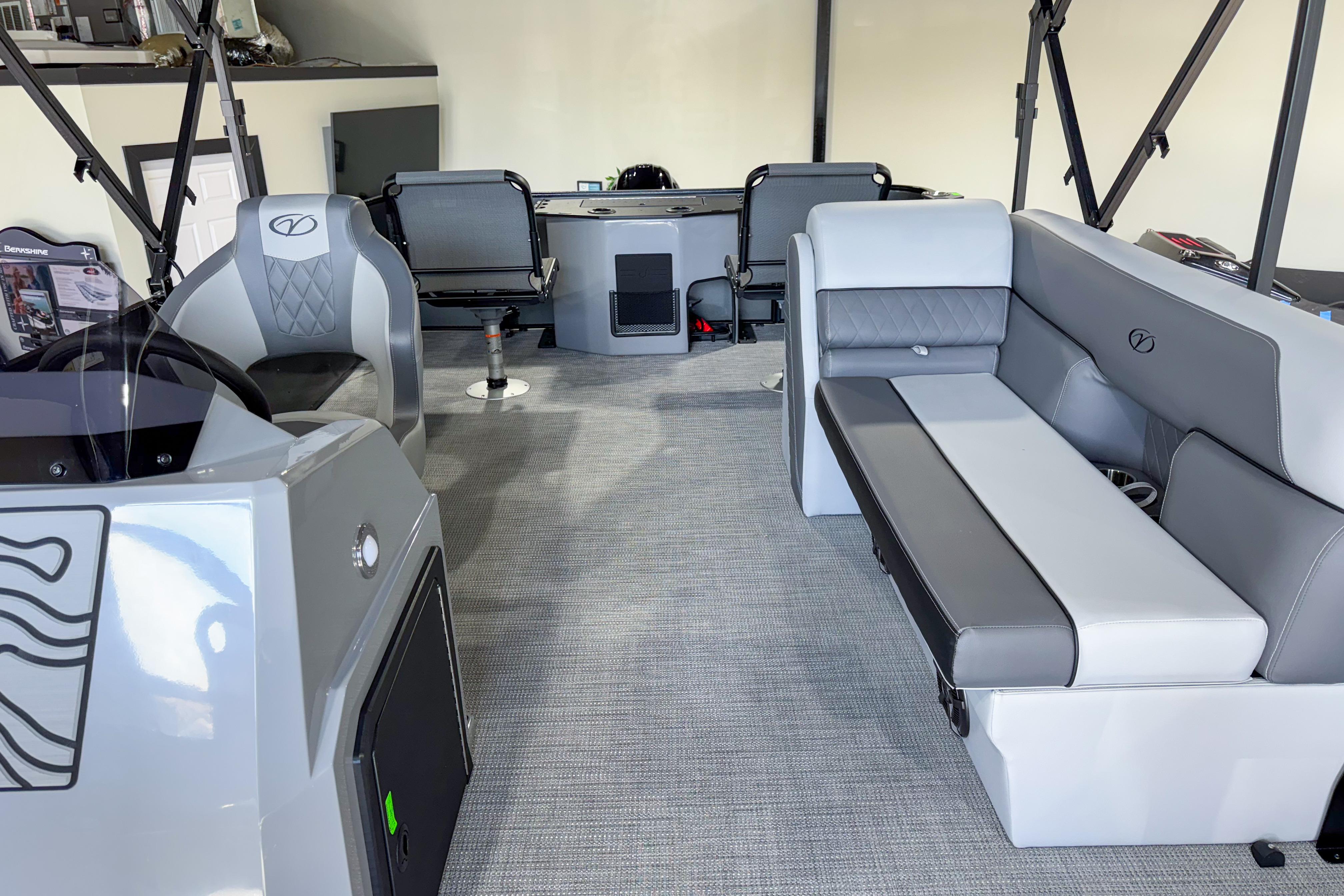 2026 Veranda Vista Fish 20F4 / Yamaha 90 - Image 17