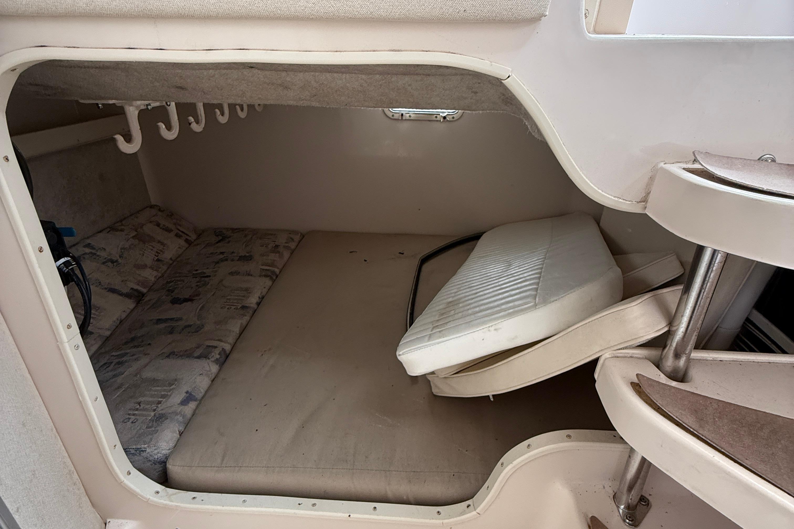 300-323 BROKERAGE SEBASTIAN