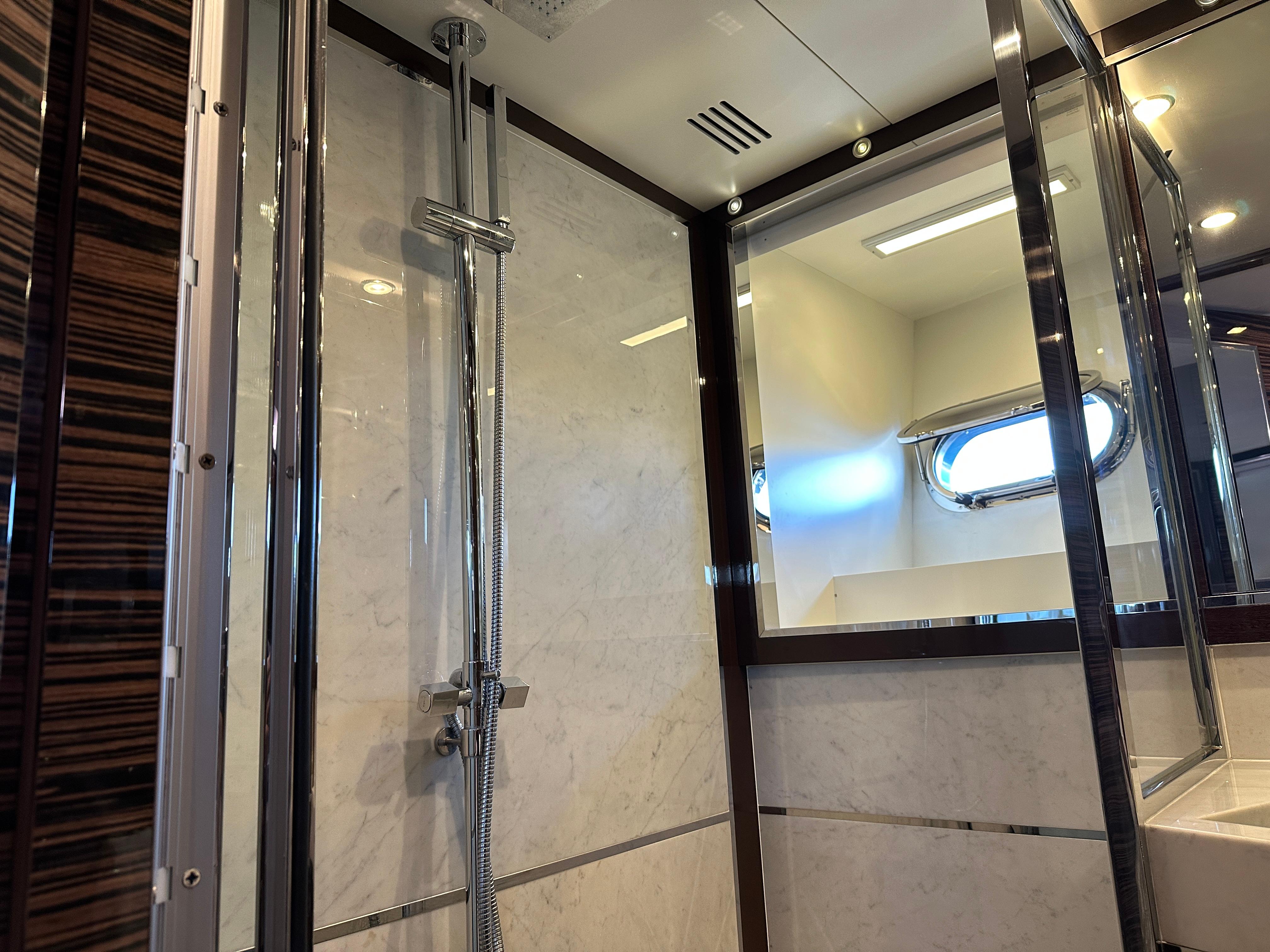 Cheoy Lee-Alpha 87 Express Sportbridge 2014-BBELLA FL-US-Luxurious bathroom in 2014 Cheoy Lee Alpha 87 Express Sportbridge yacht.-9807207 | Thumbnail